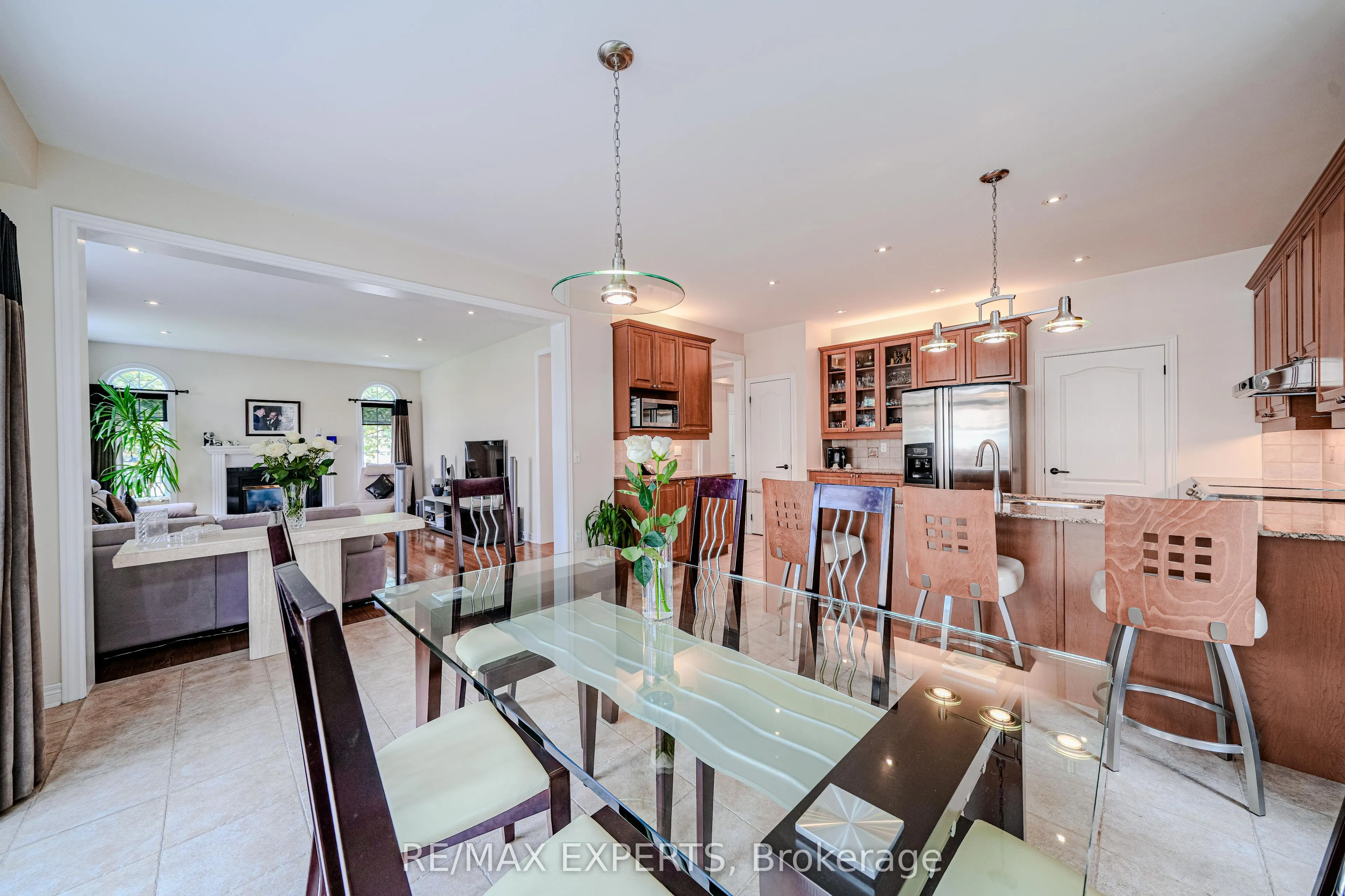 6 Elyssa Drive