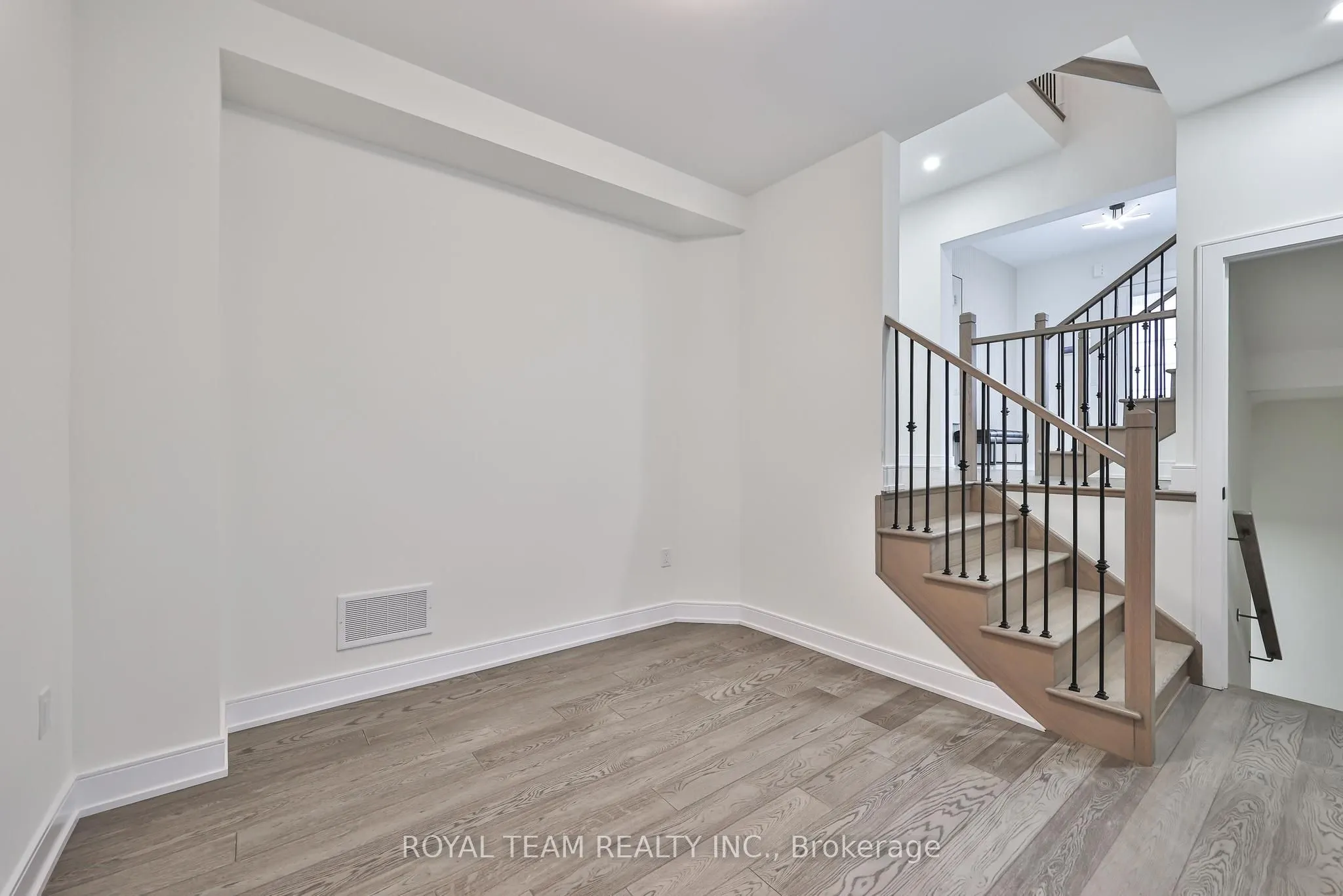 1361 Blackmore Street