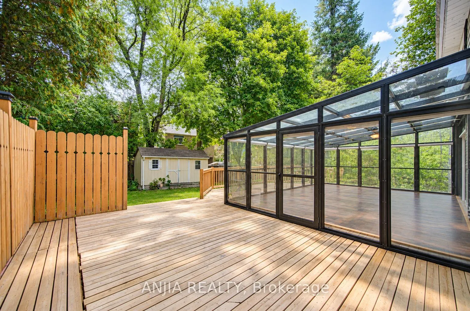 58 Summerfeldt Crescent