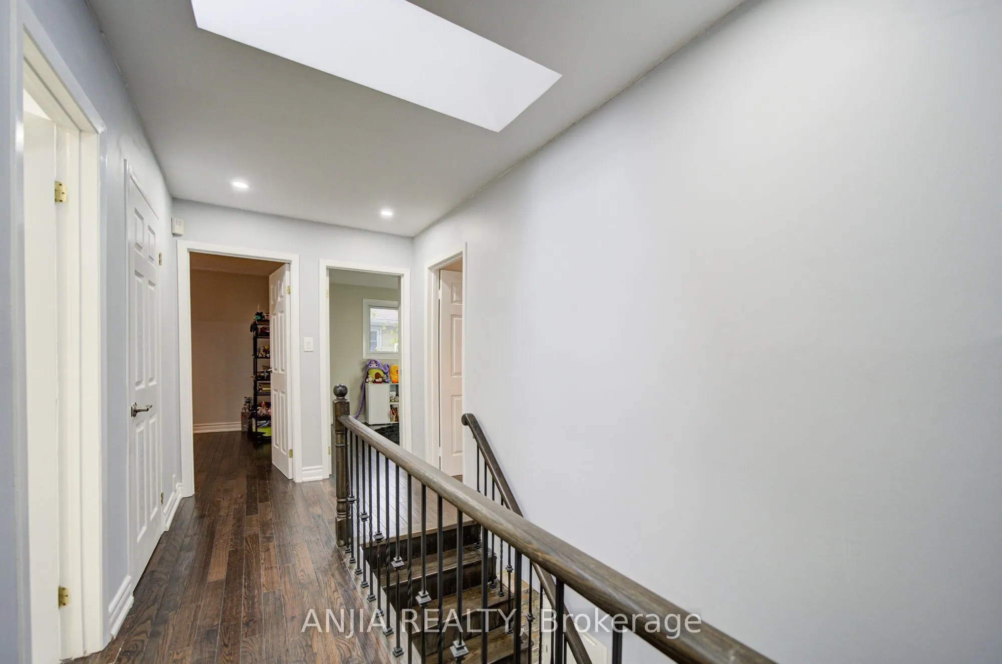 58 Summerfeldt Crescent