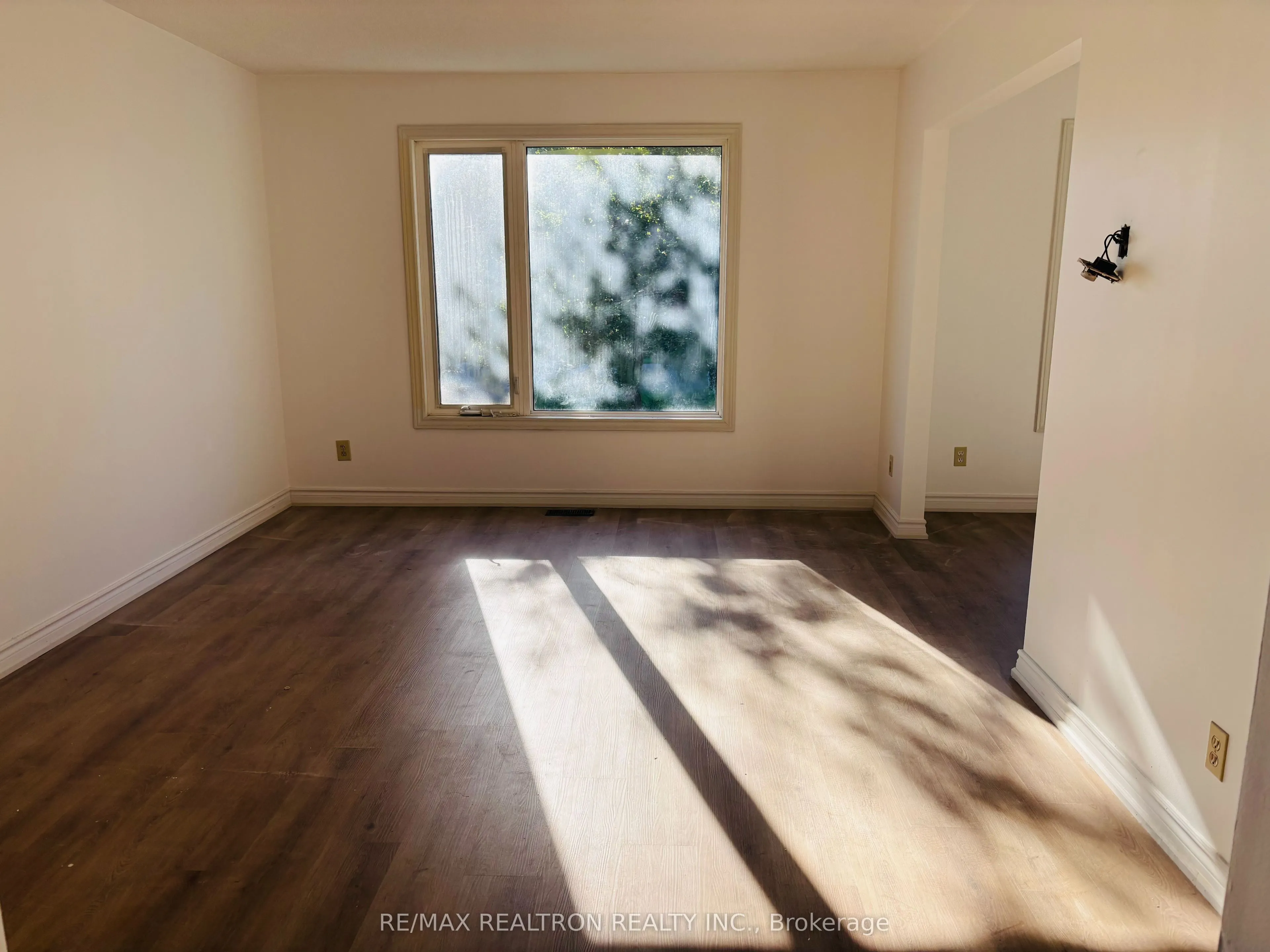 2287 Sandy Trail