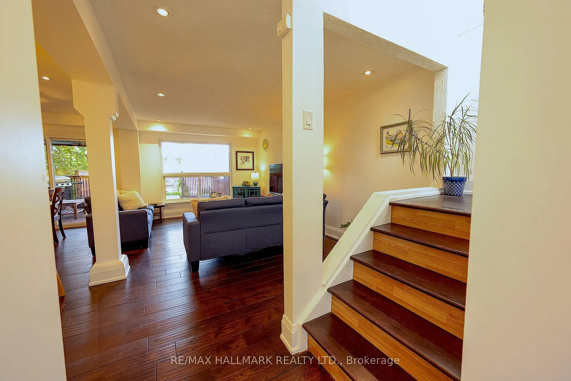 781 Pam Crescent