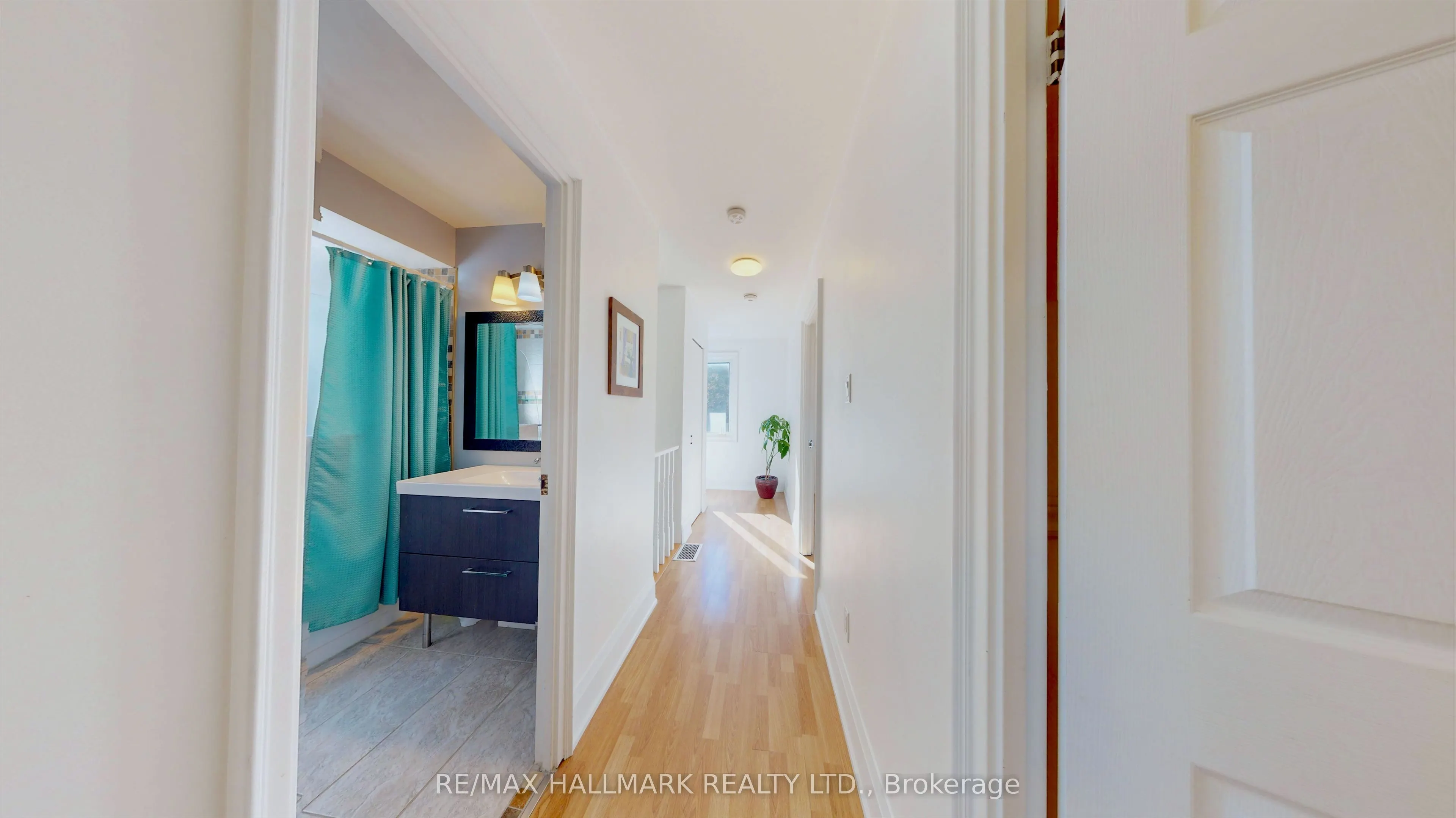 781 Pam Crescent