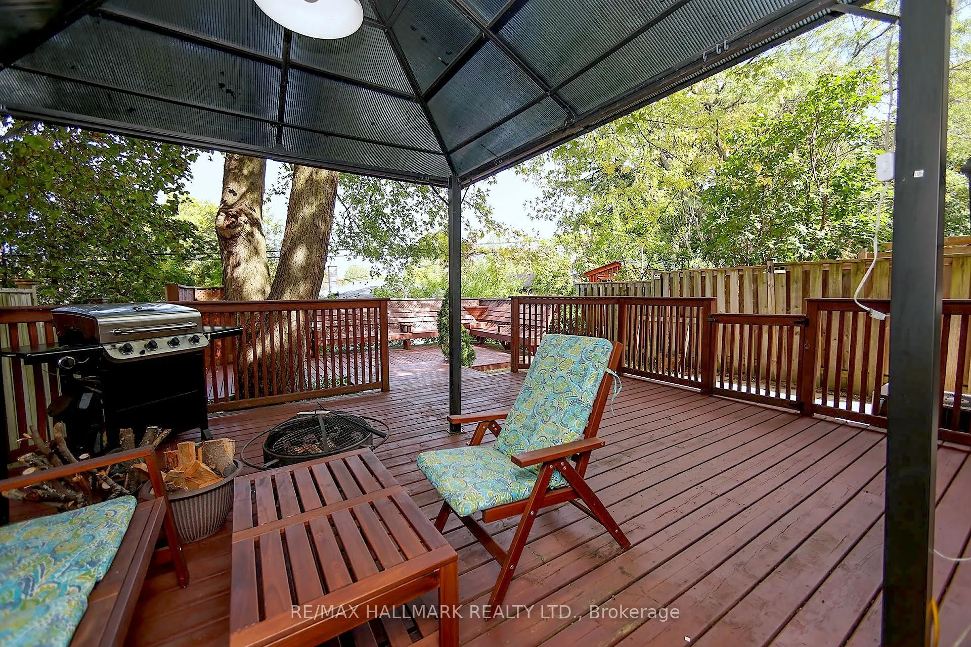 781 Pam Crescent