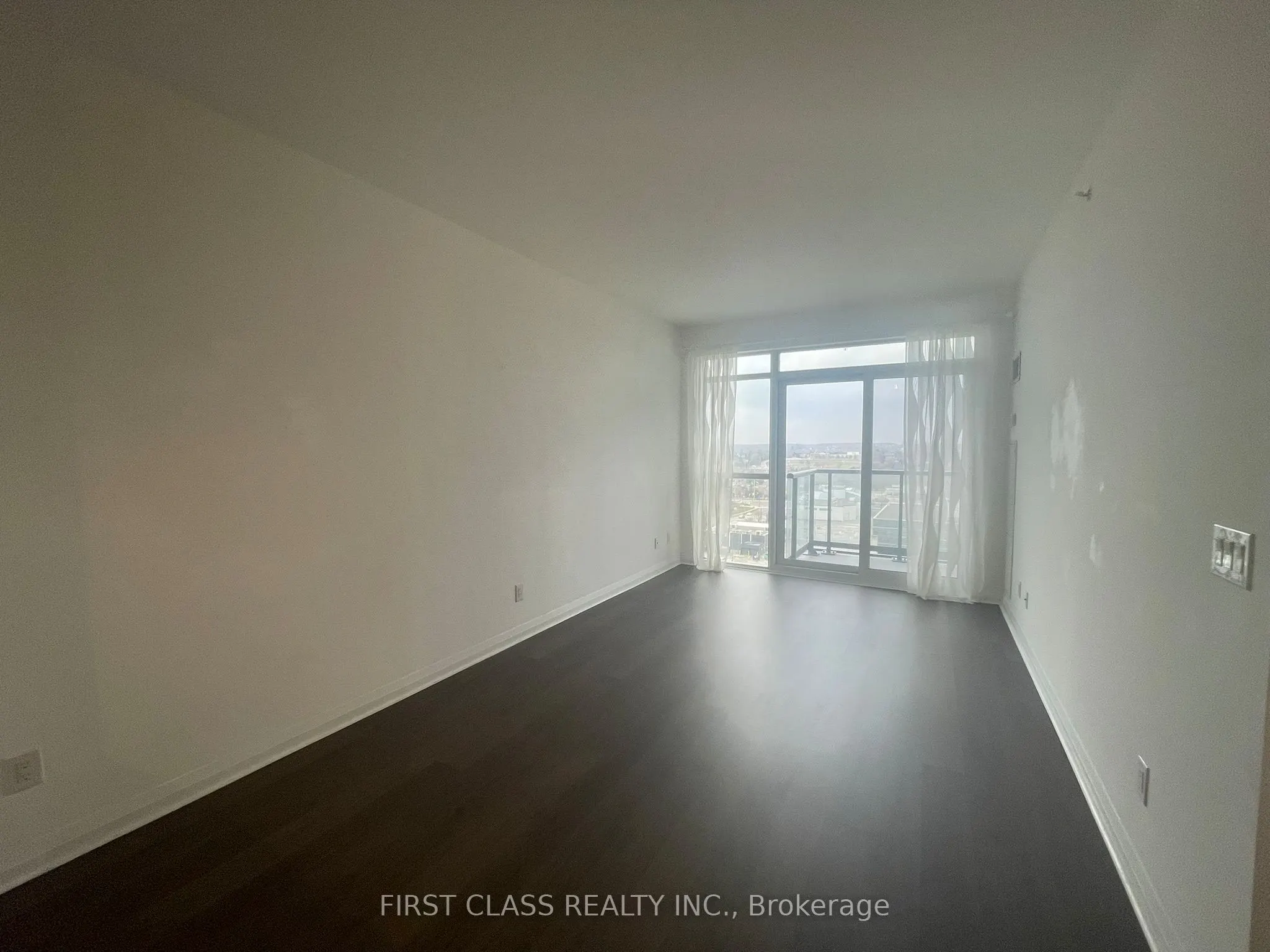 55 Oneida Crescent #1106