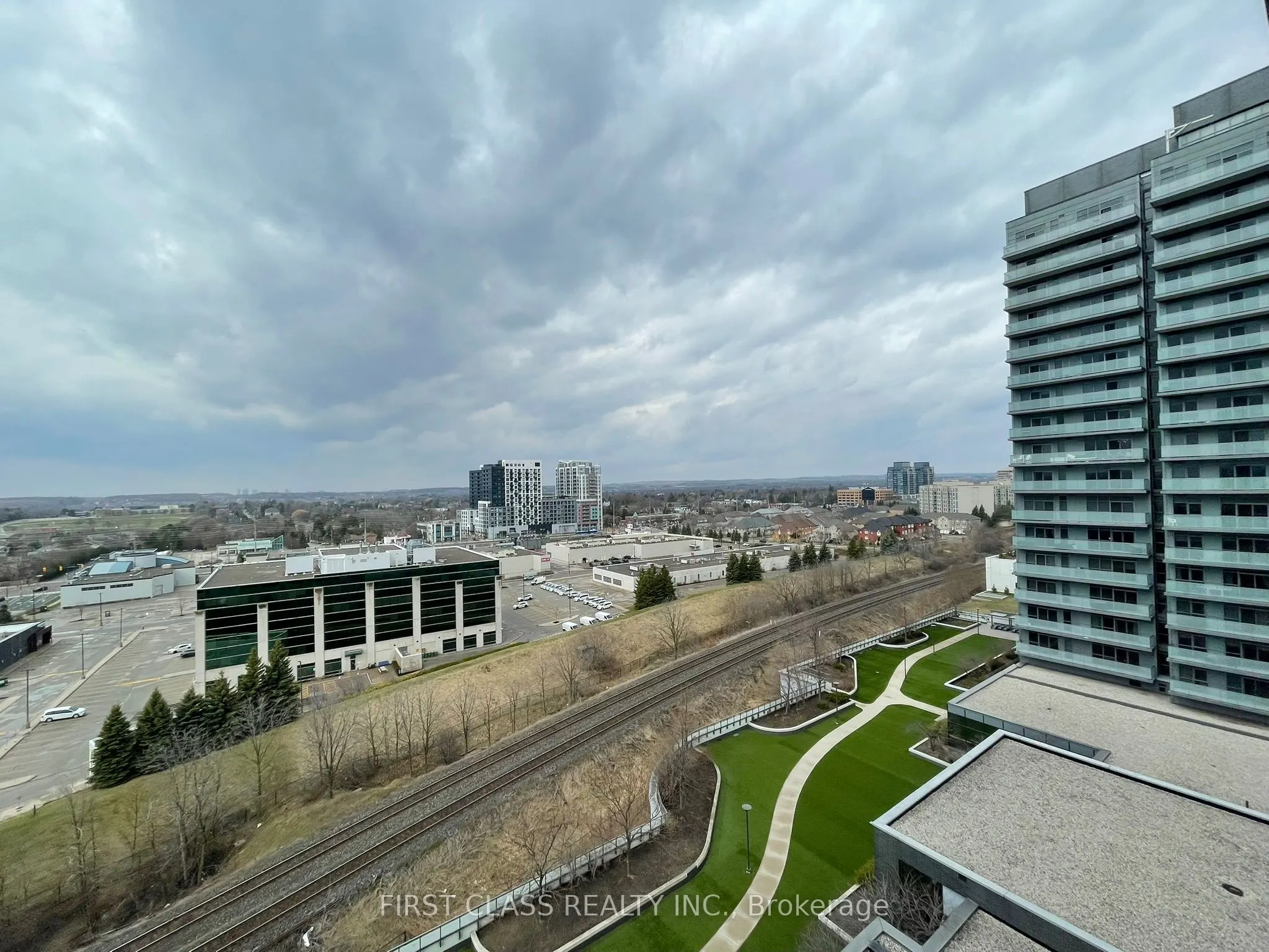 55 Oneida Crescent #1106