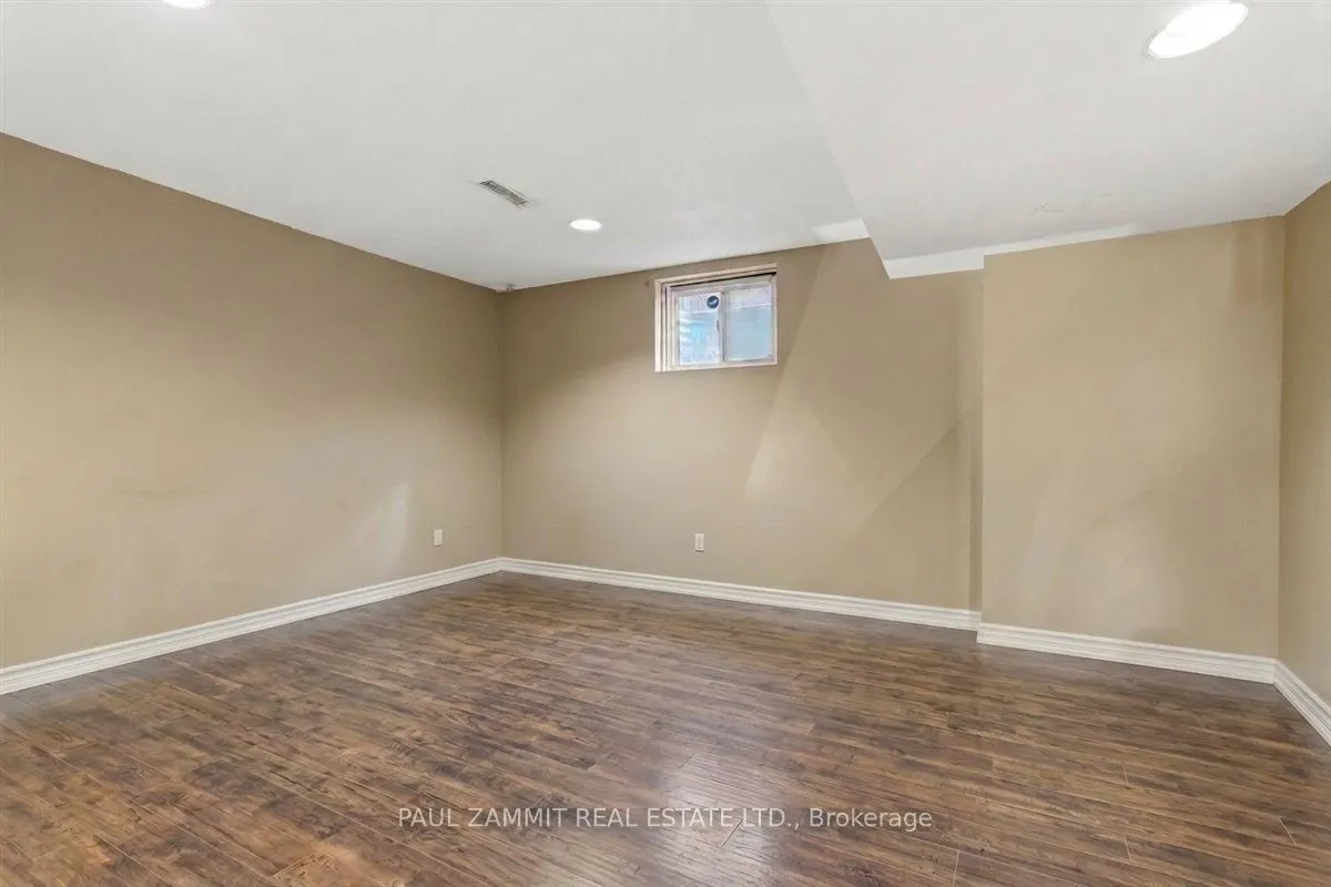 236 Green Lane