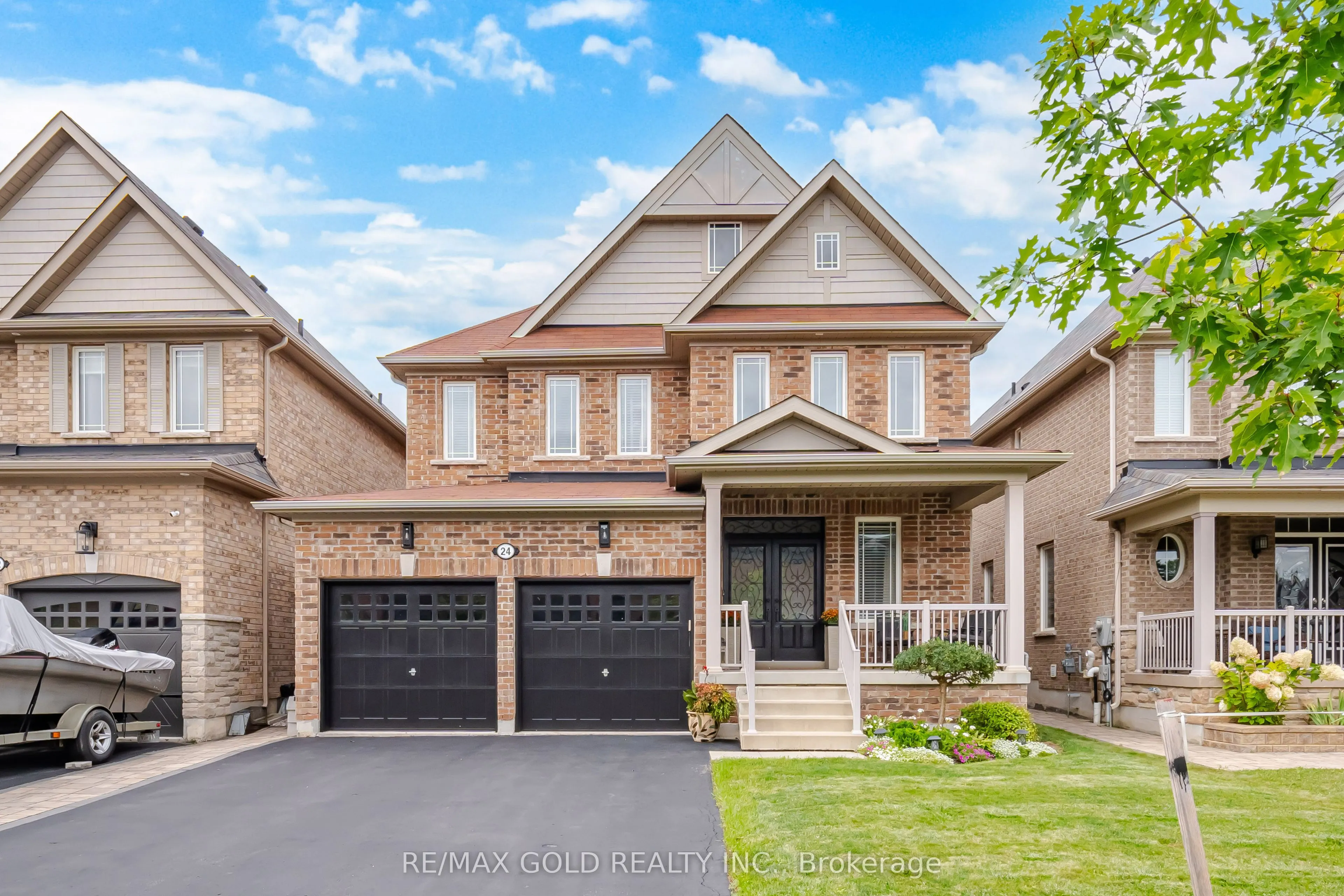 24 Gunning Crescent E