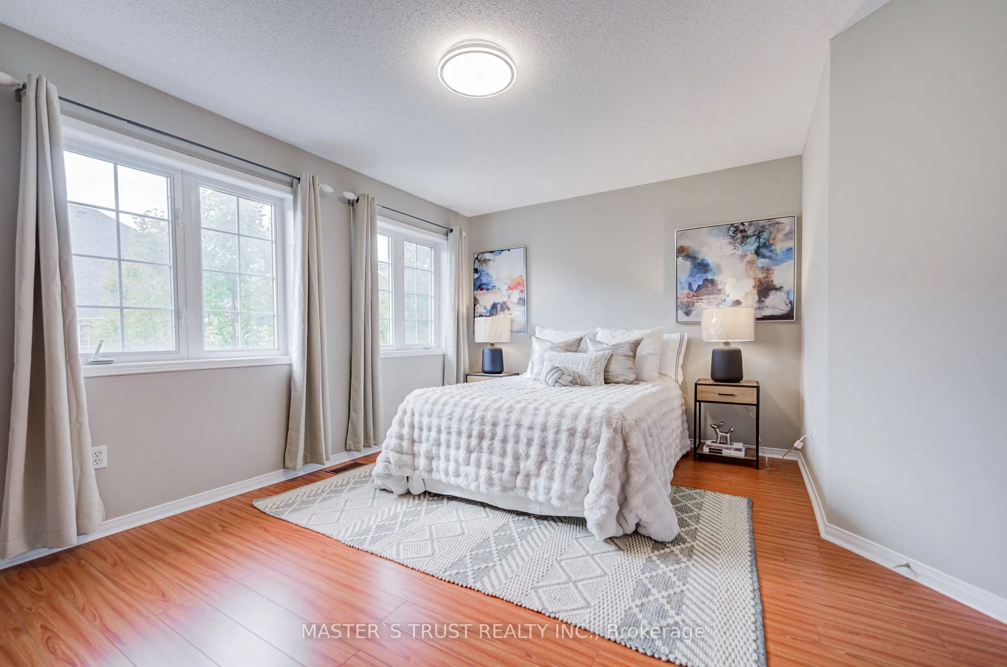 23 Observatory Lane #272