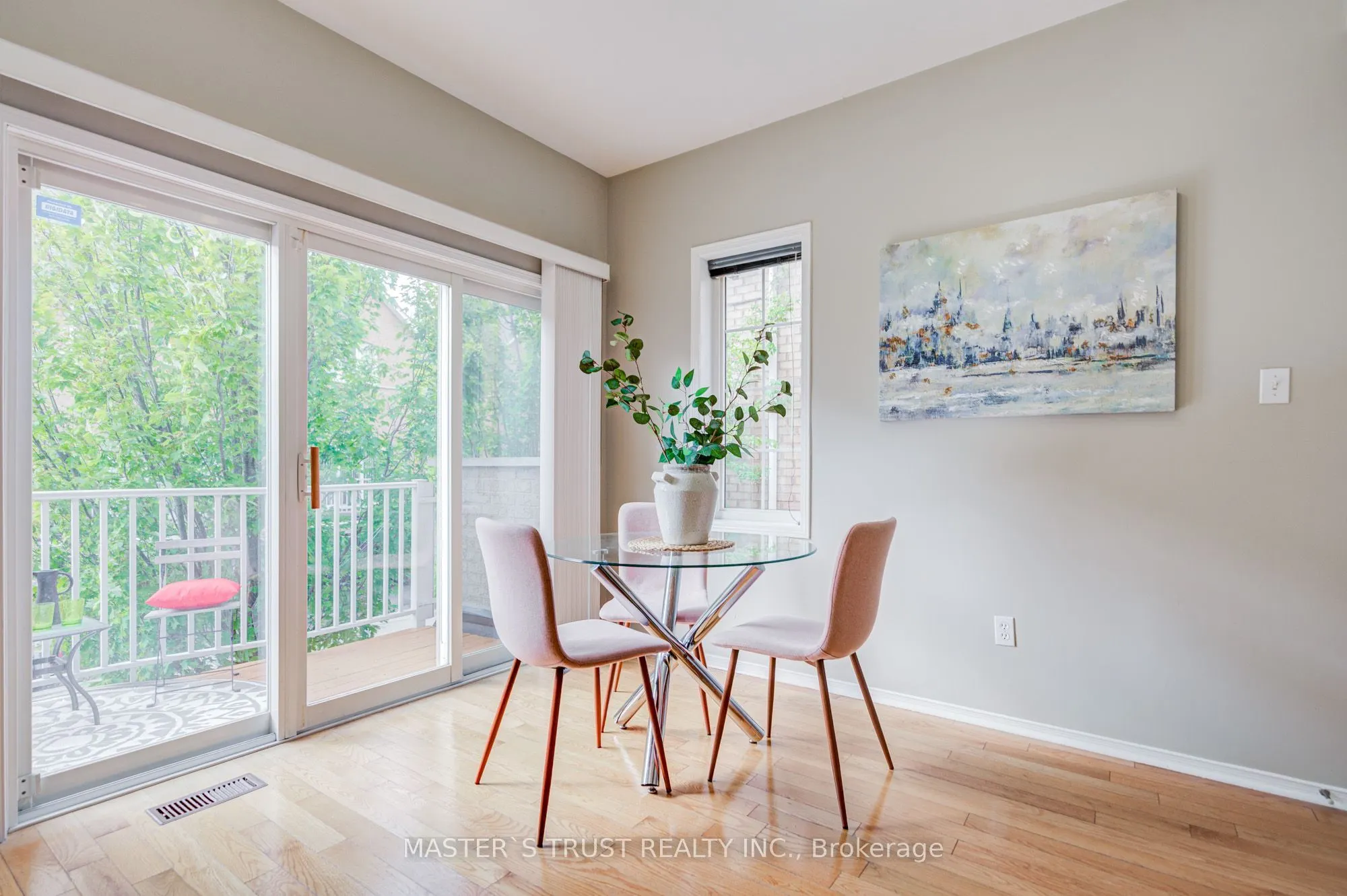 23 Observatory Lane #272
