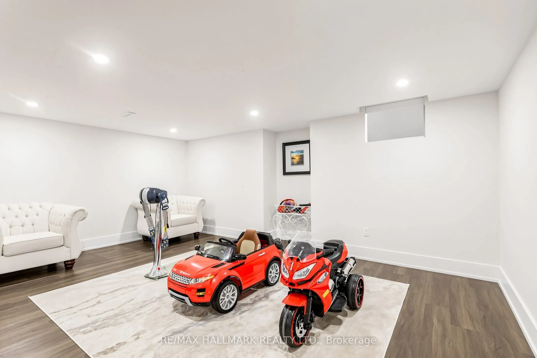 63 Willett Crescent