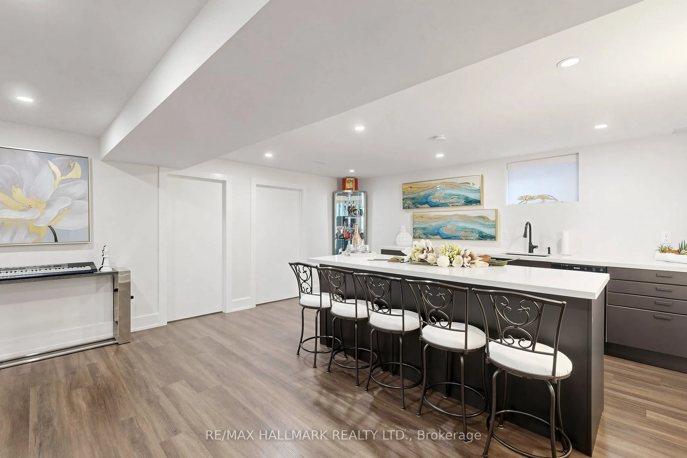 63 Willett Crescent
