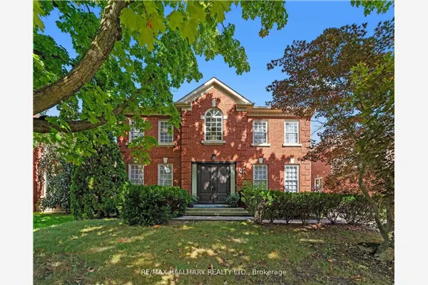 63 Willett Crescent