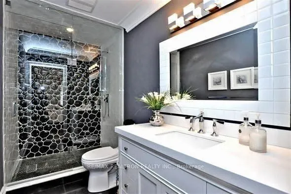 57 Oxford Street #Main & Lower