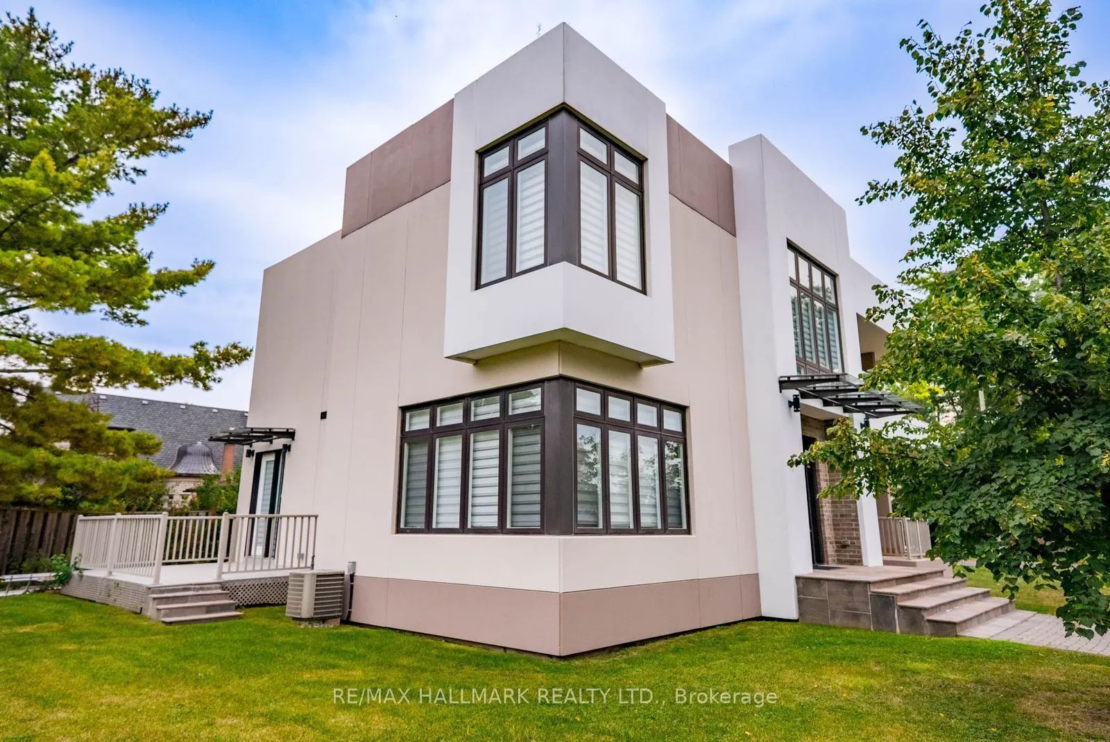 26 Lancer Drive