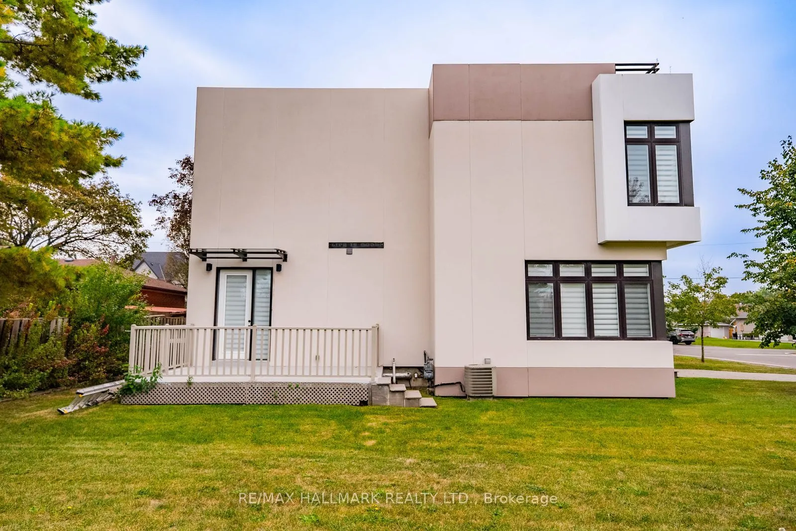 26 Lancer Drive