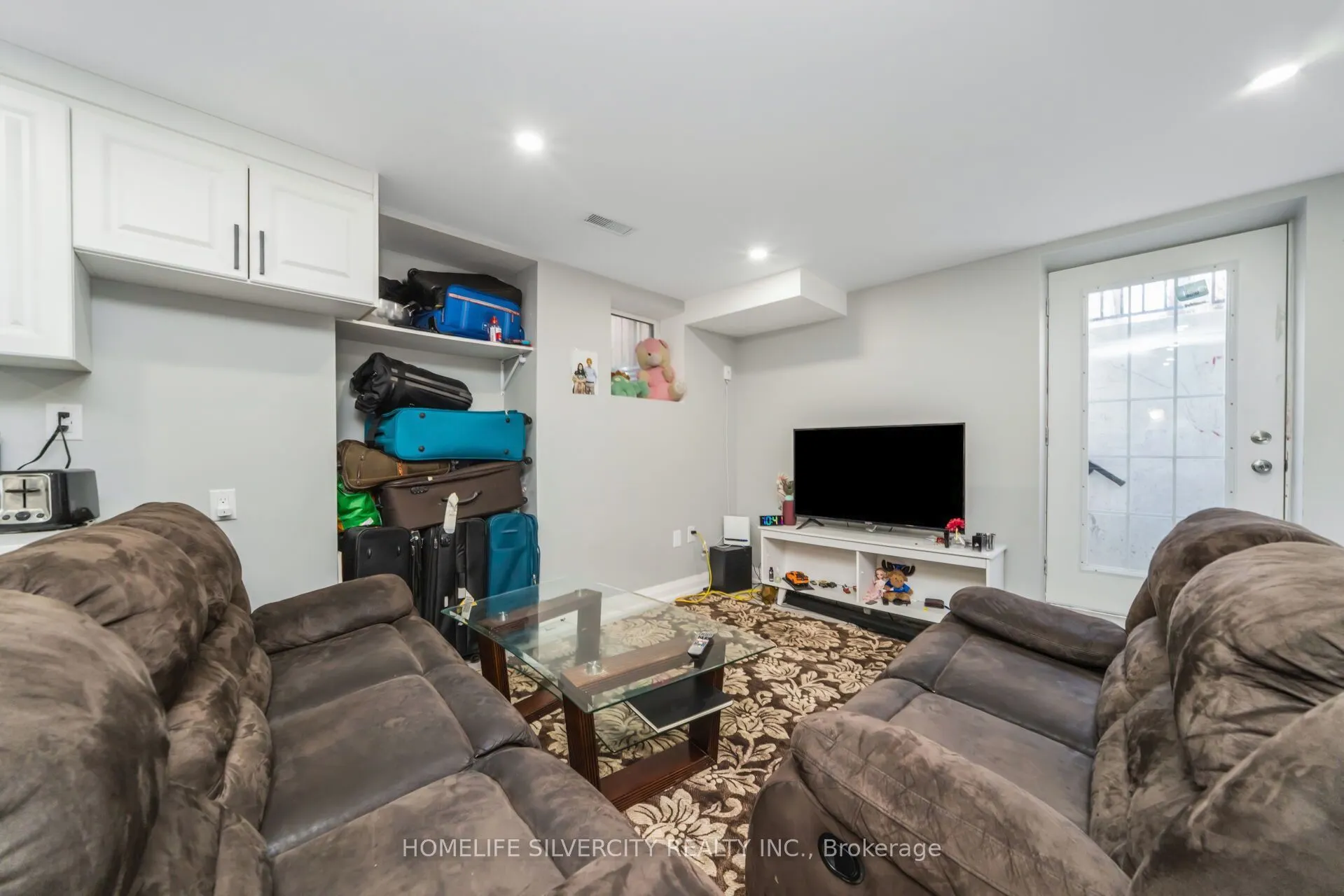 67 Ten Pines Road