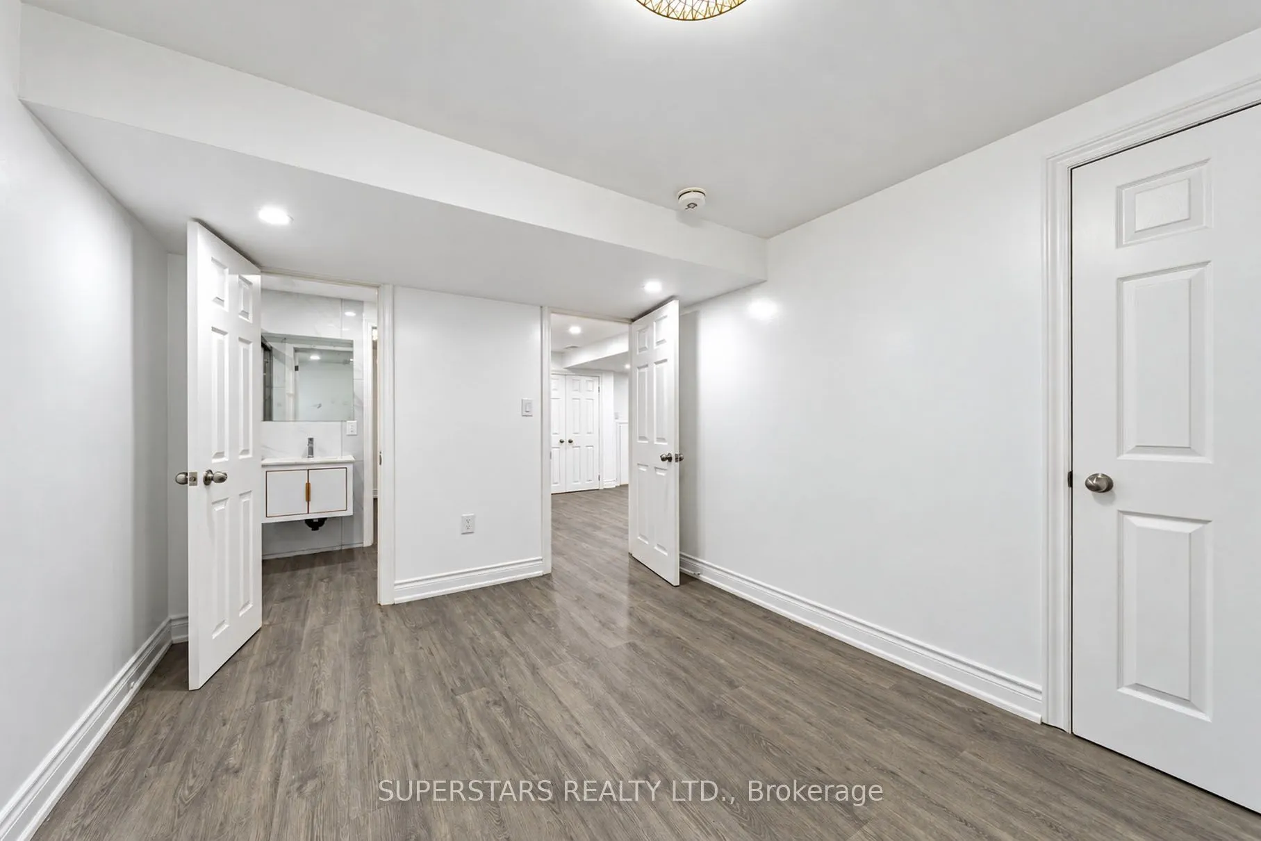 16 Lepp Drive