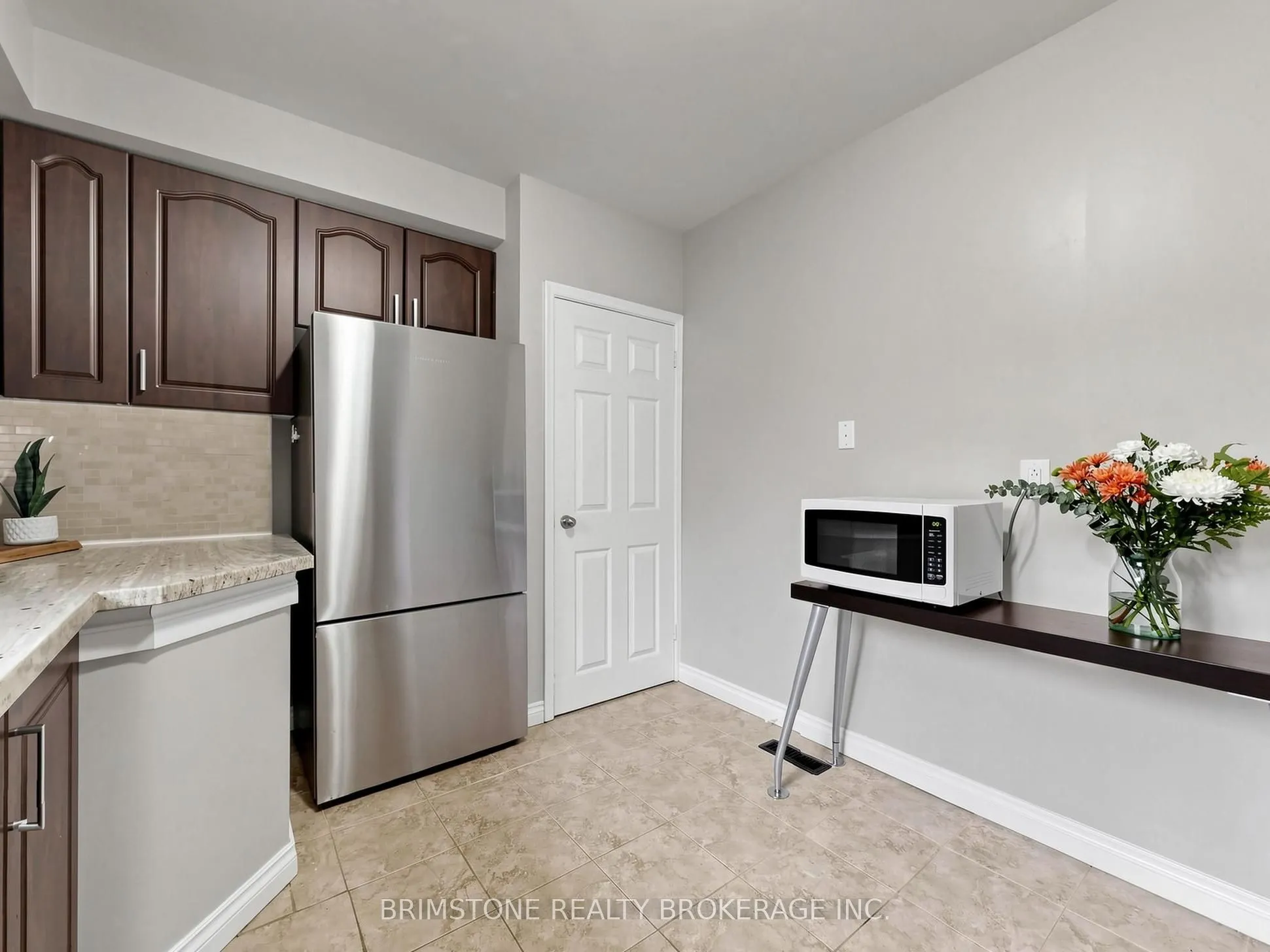 93 Bayview Parkway