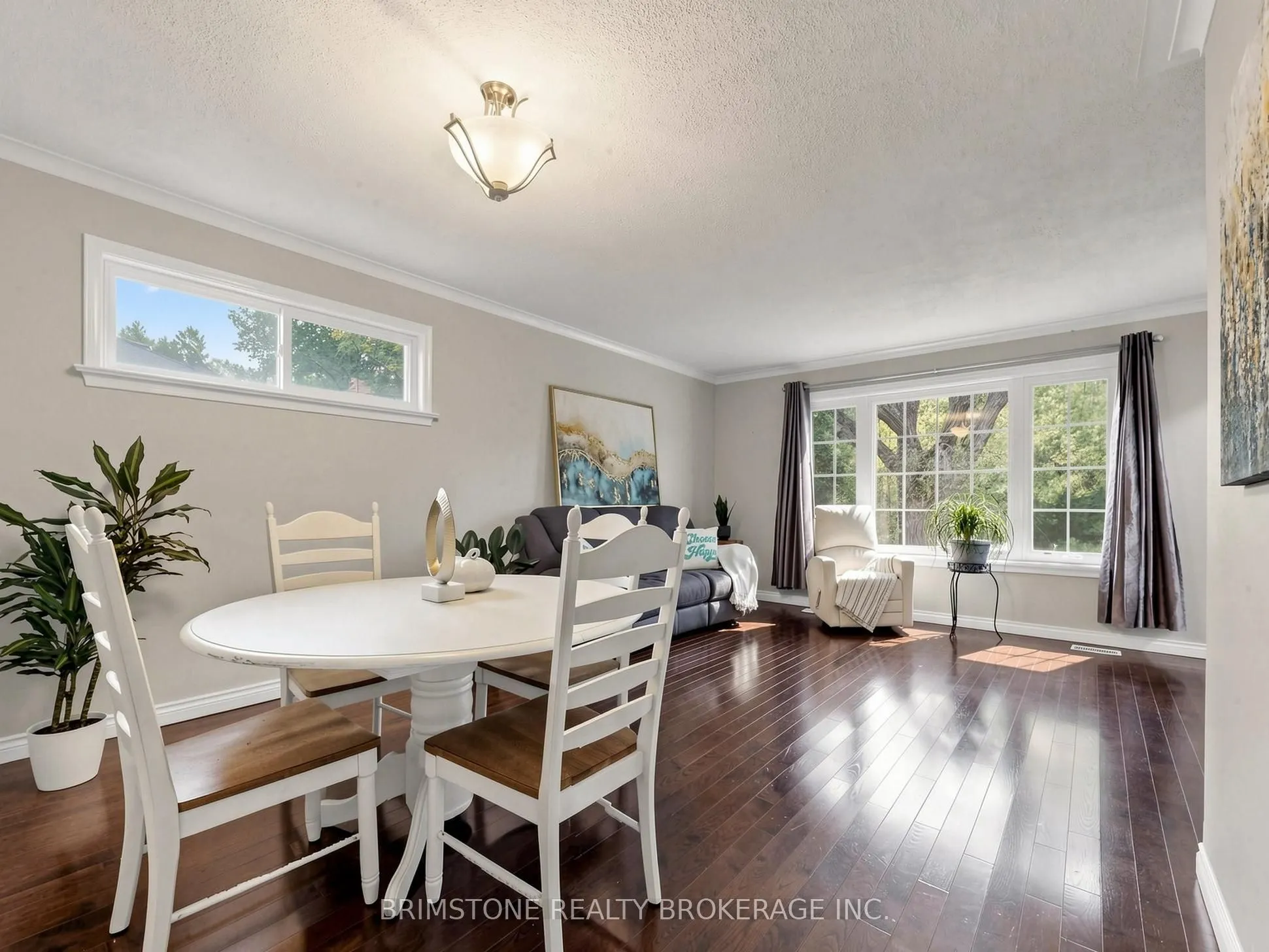 93 Bayview Parkway