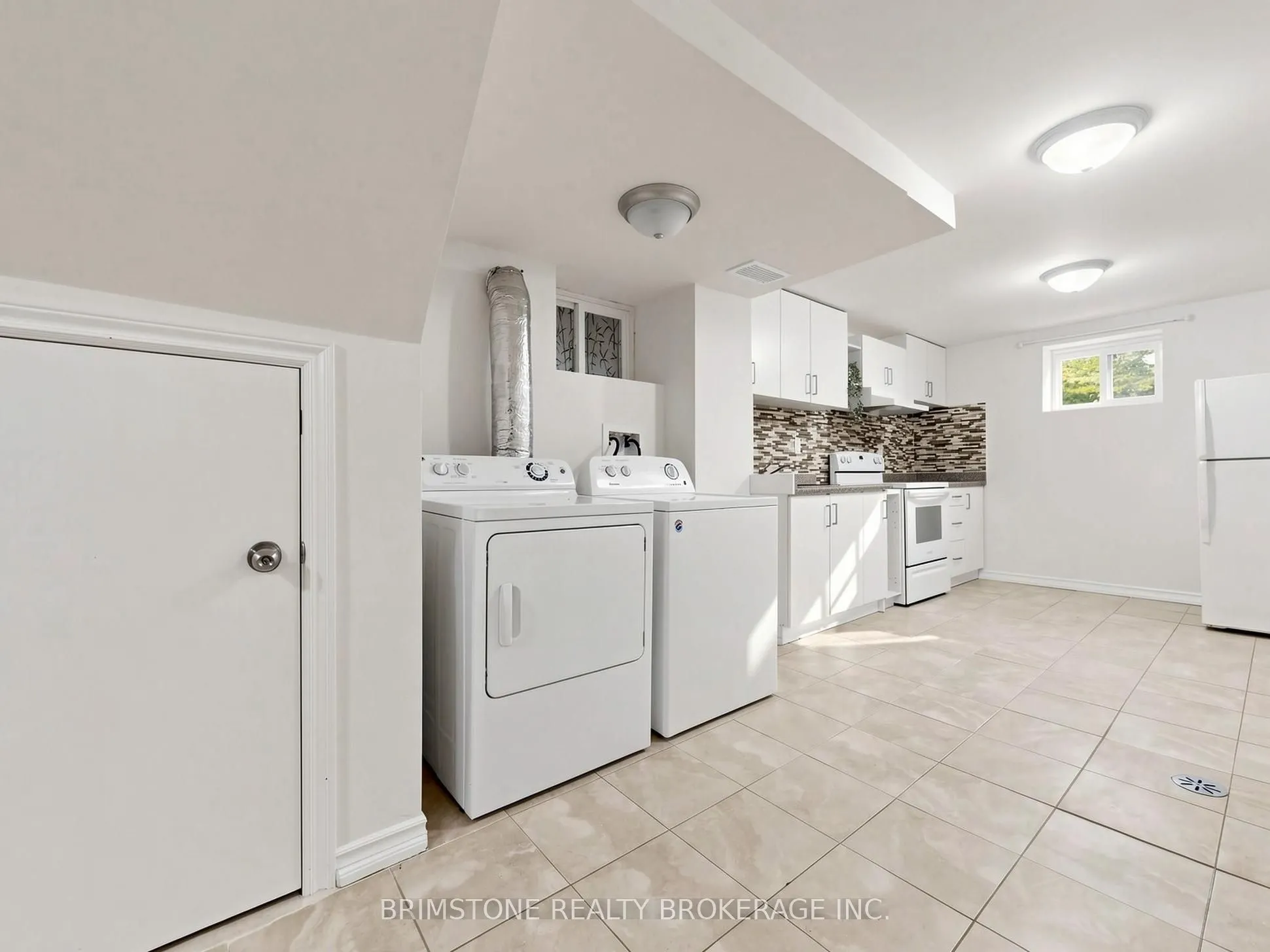 93 Bayview Parkway