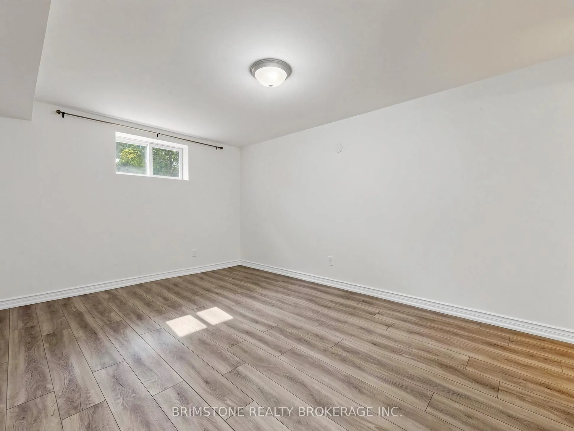 93 Bayview Parkway