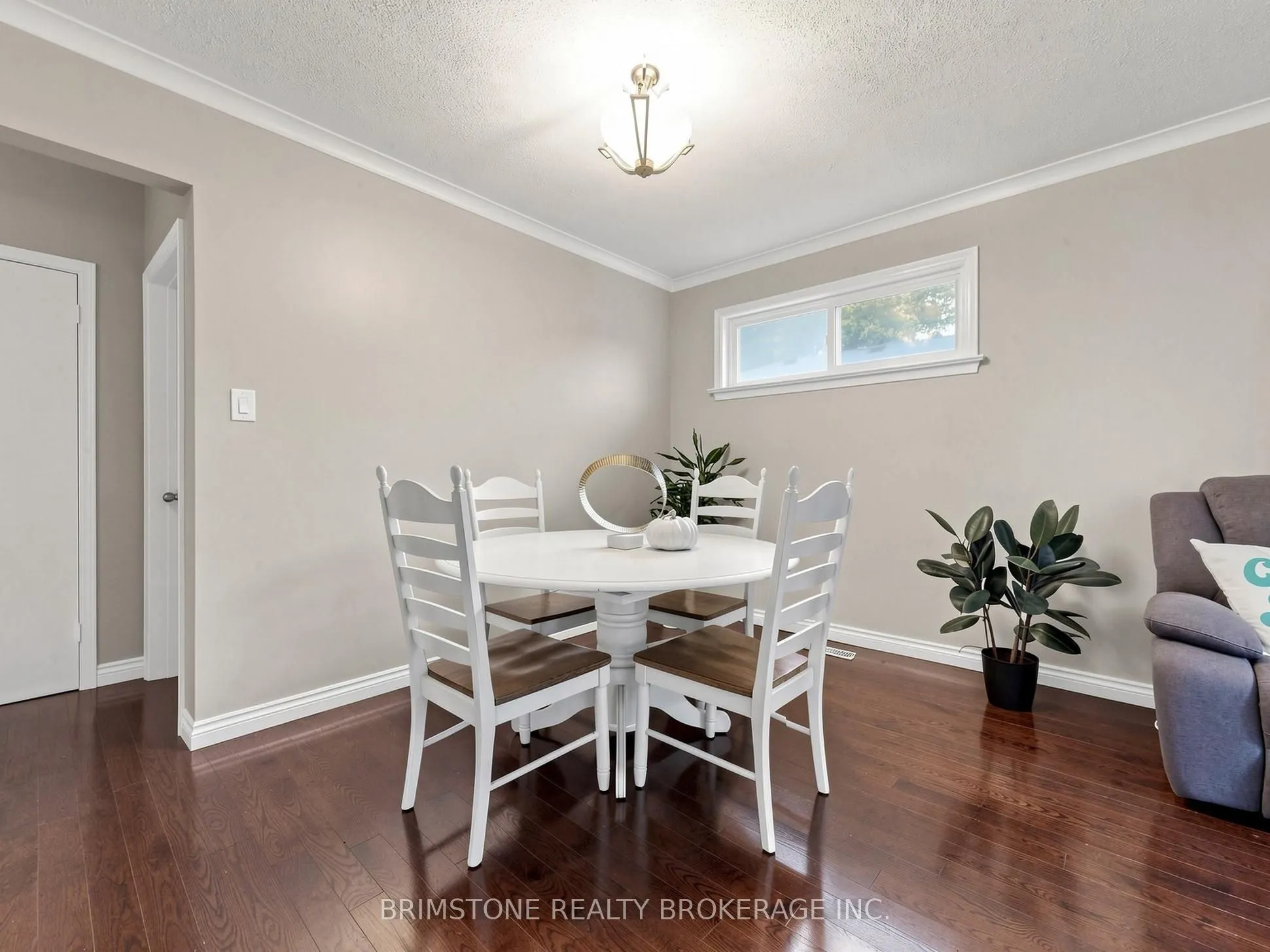 93 Bayview Parkway