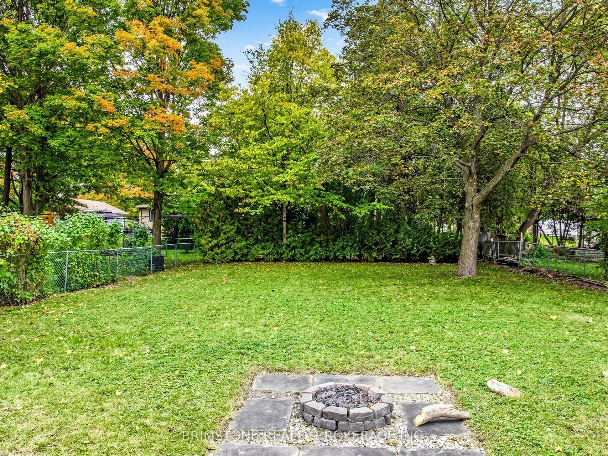 93 Bayview Parkway