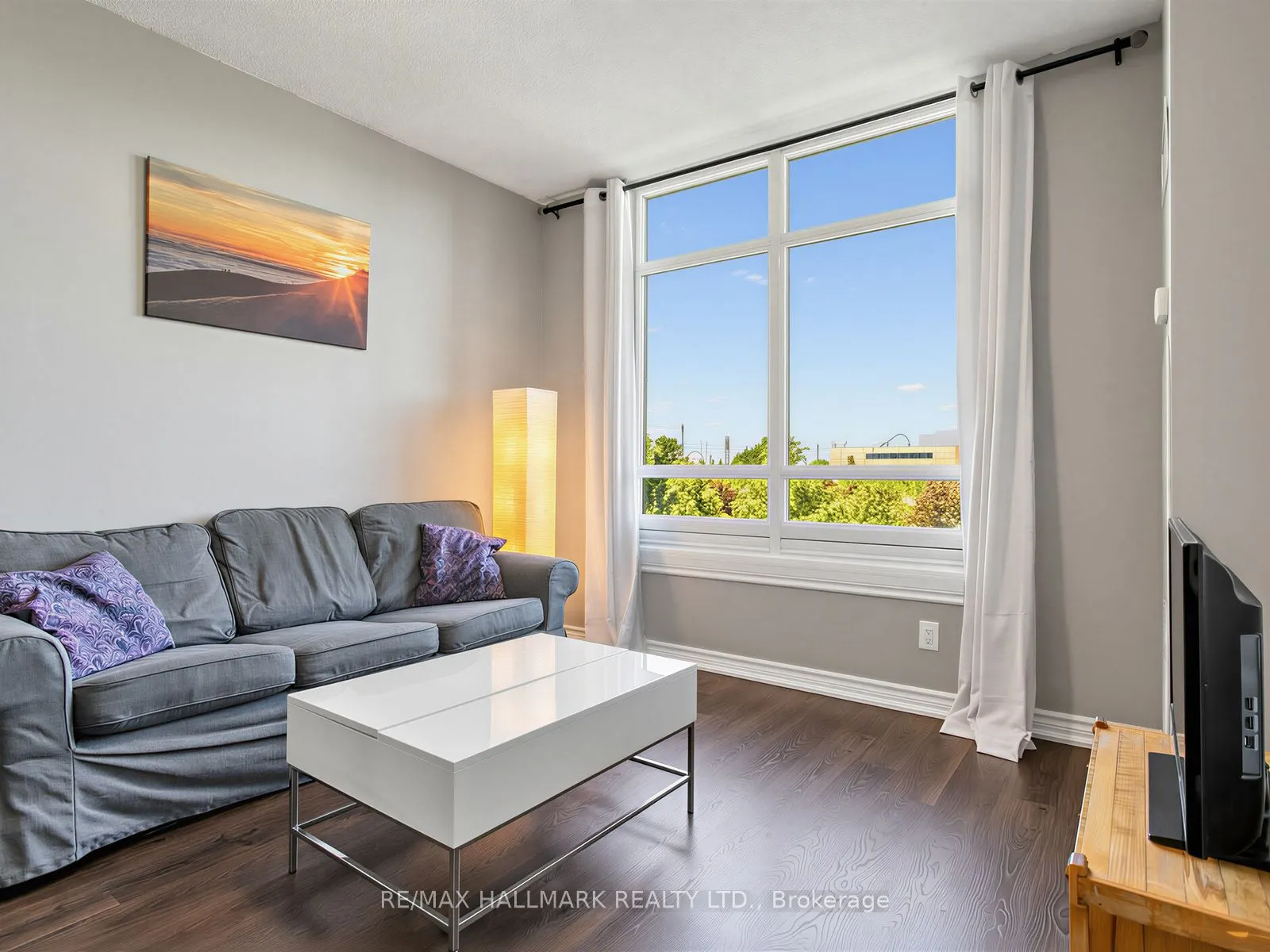 9245 Jane Street #303