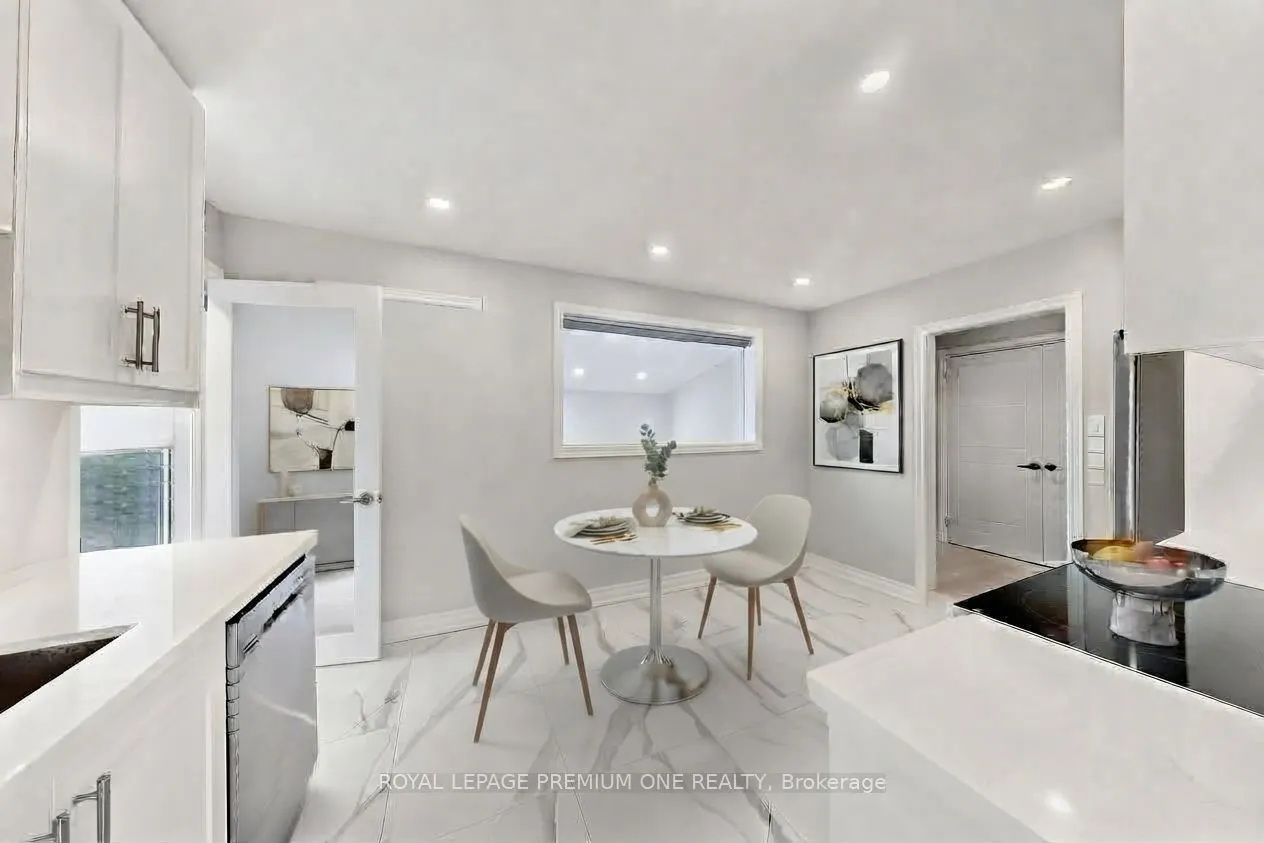 98 Thornton Avenue