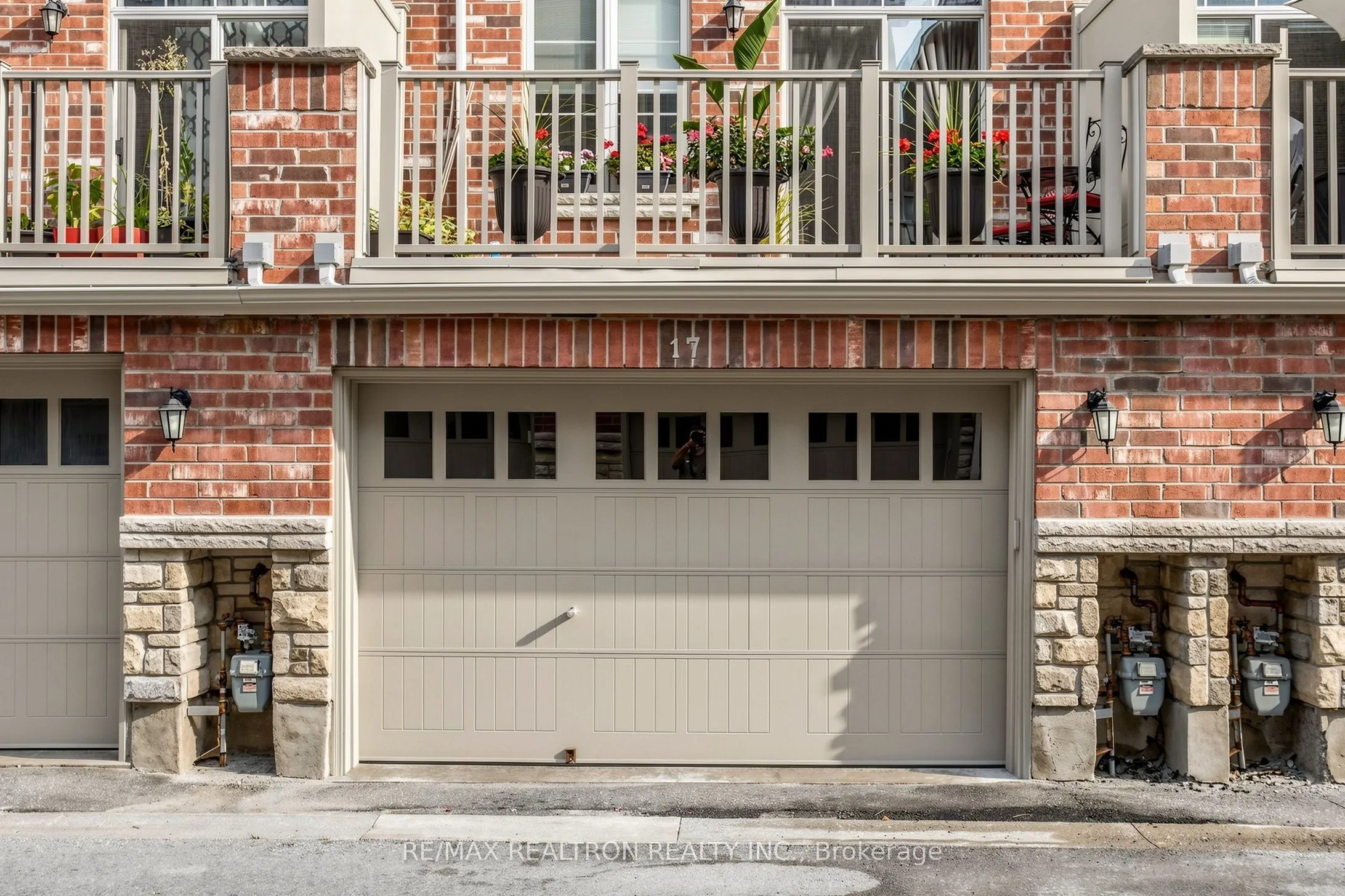 1331 Major Mackenzie Drive W #17