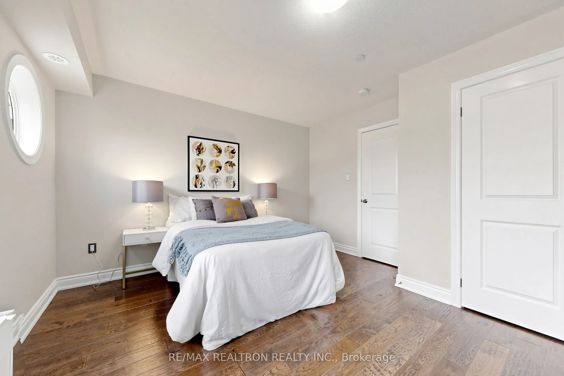 1331 Major Mackenzie Drive W #17