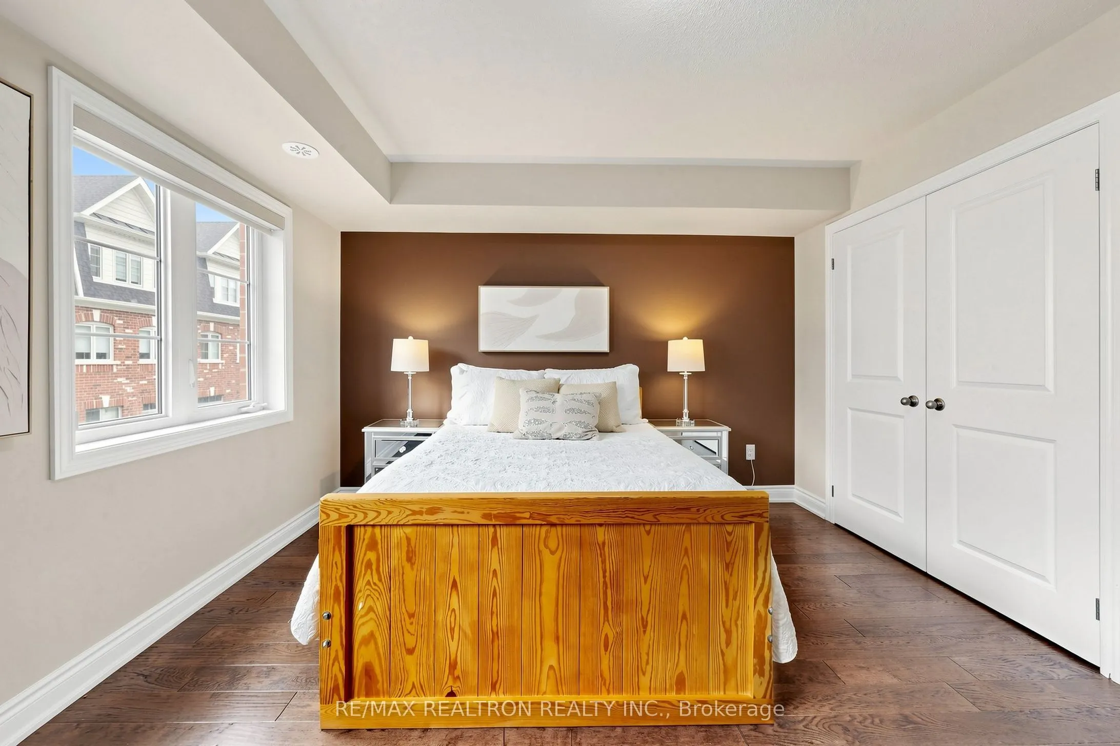 1331 Major Mackenzie Drive W #17