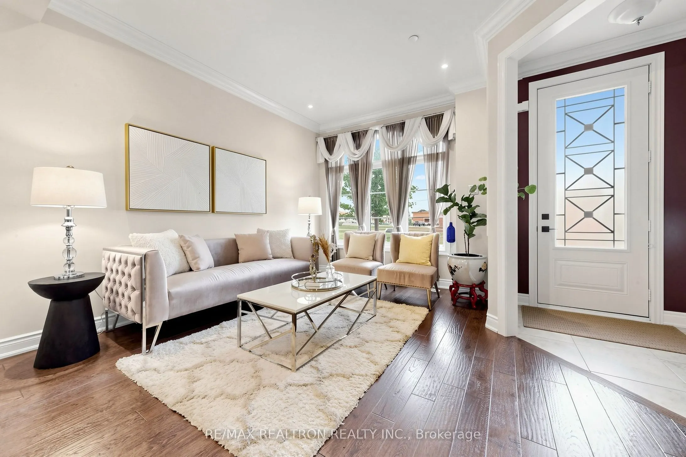 1331 Major Mackenzie Drive W #17