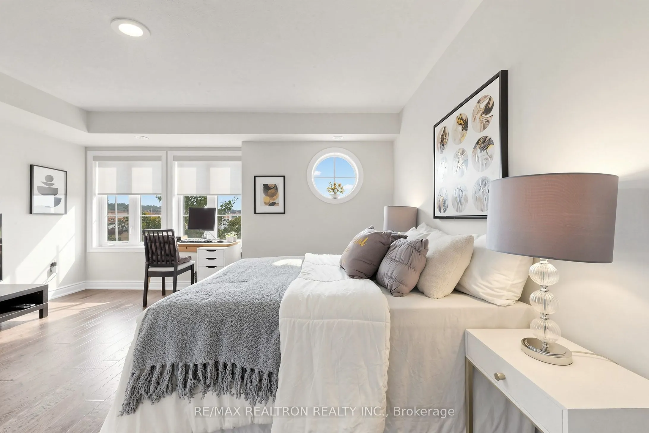 1331 Major Mackenzie Drive W #17