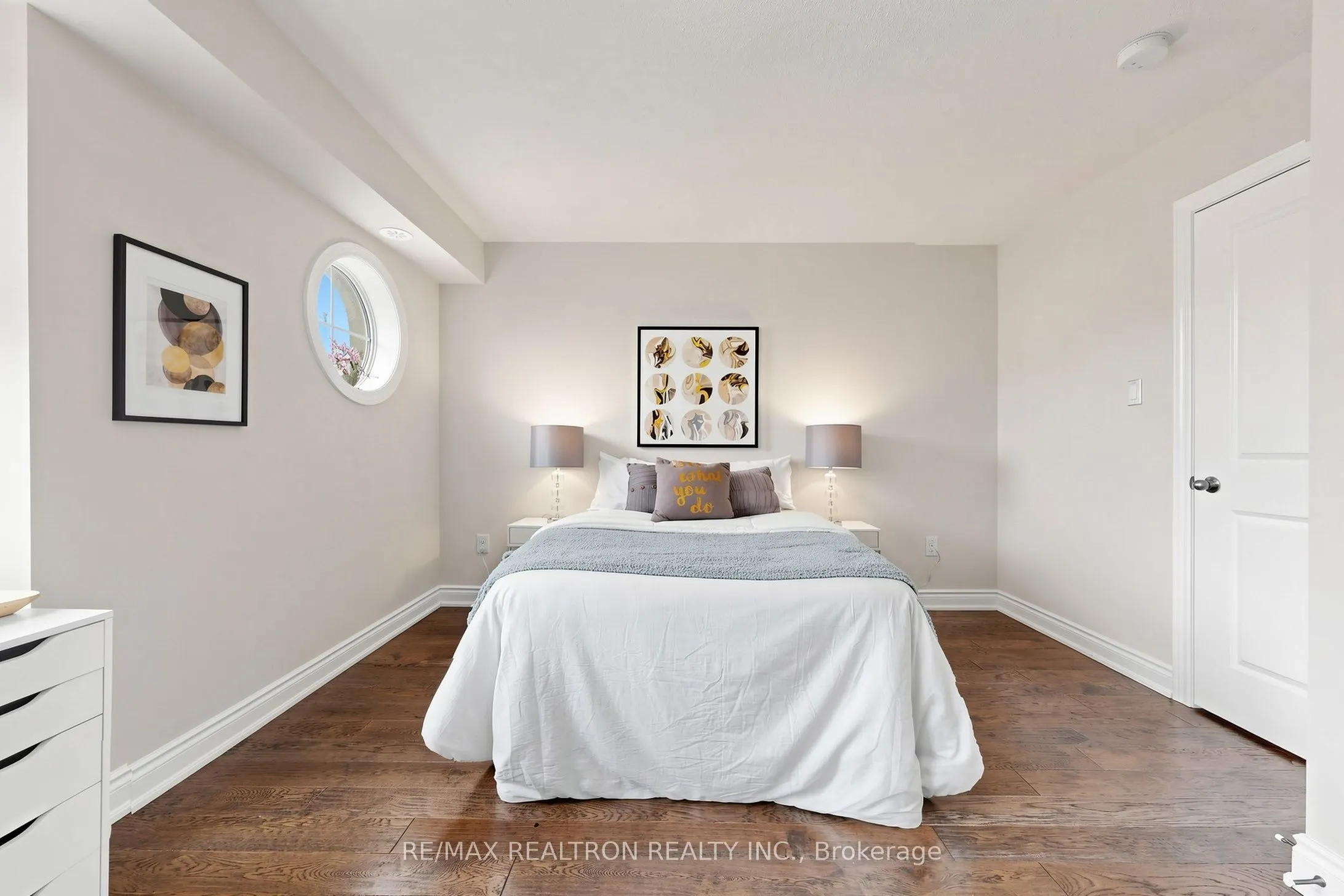 1331 Major Mackenzie Drive W #17