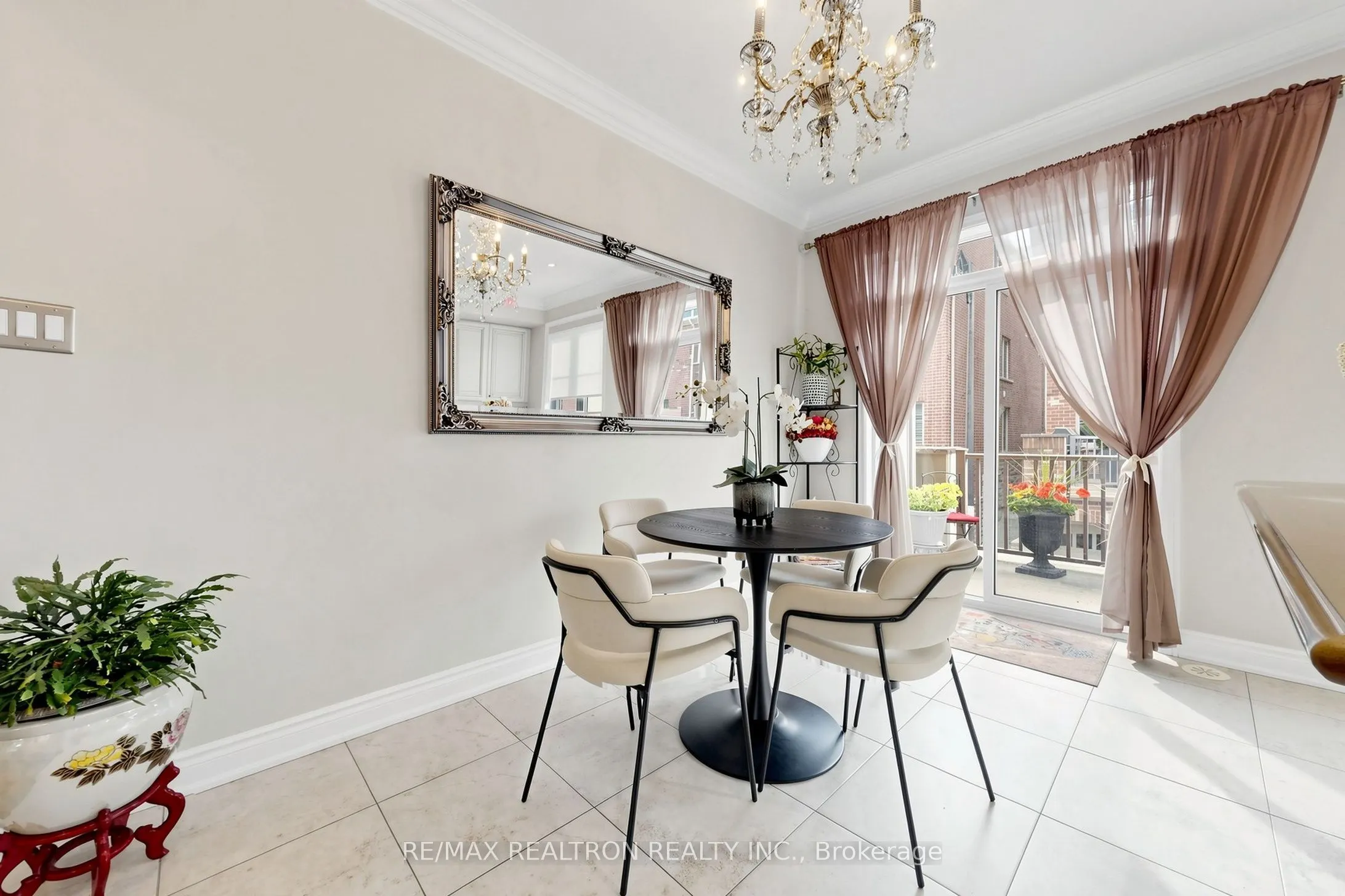 1331 Major Mackenzie Drive W #17