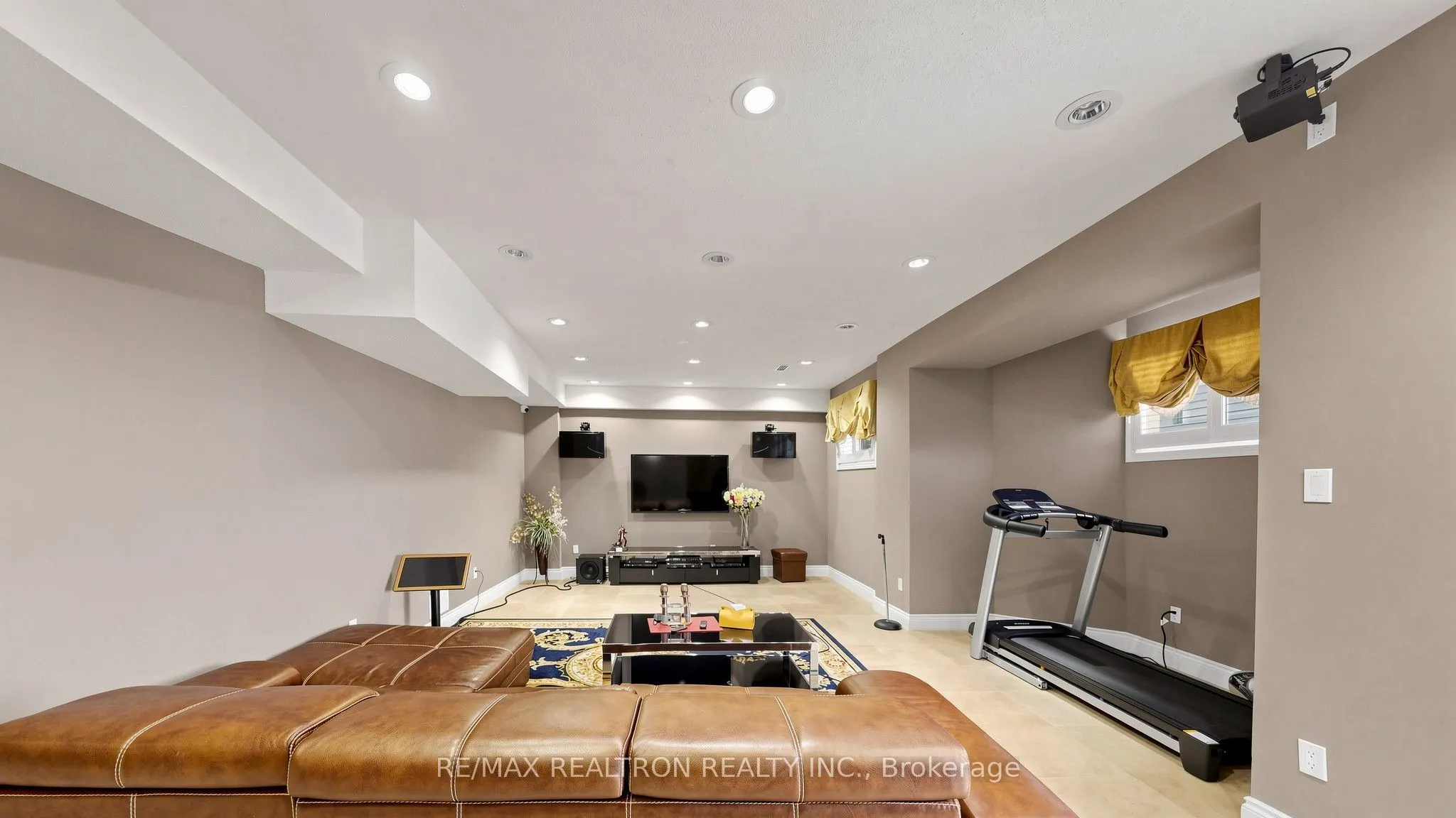 15 Ridgley Court