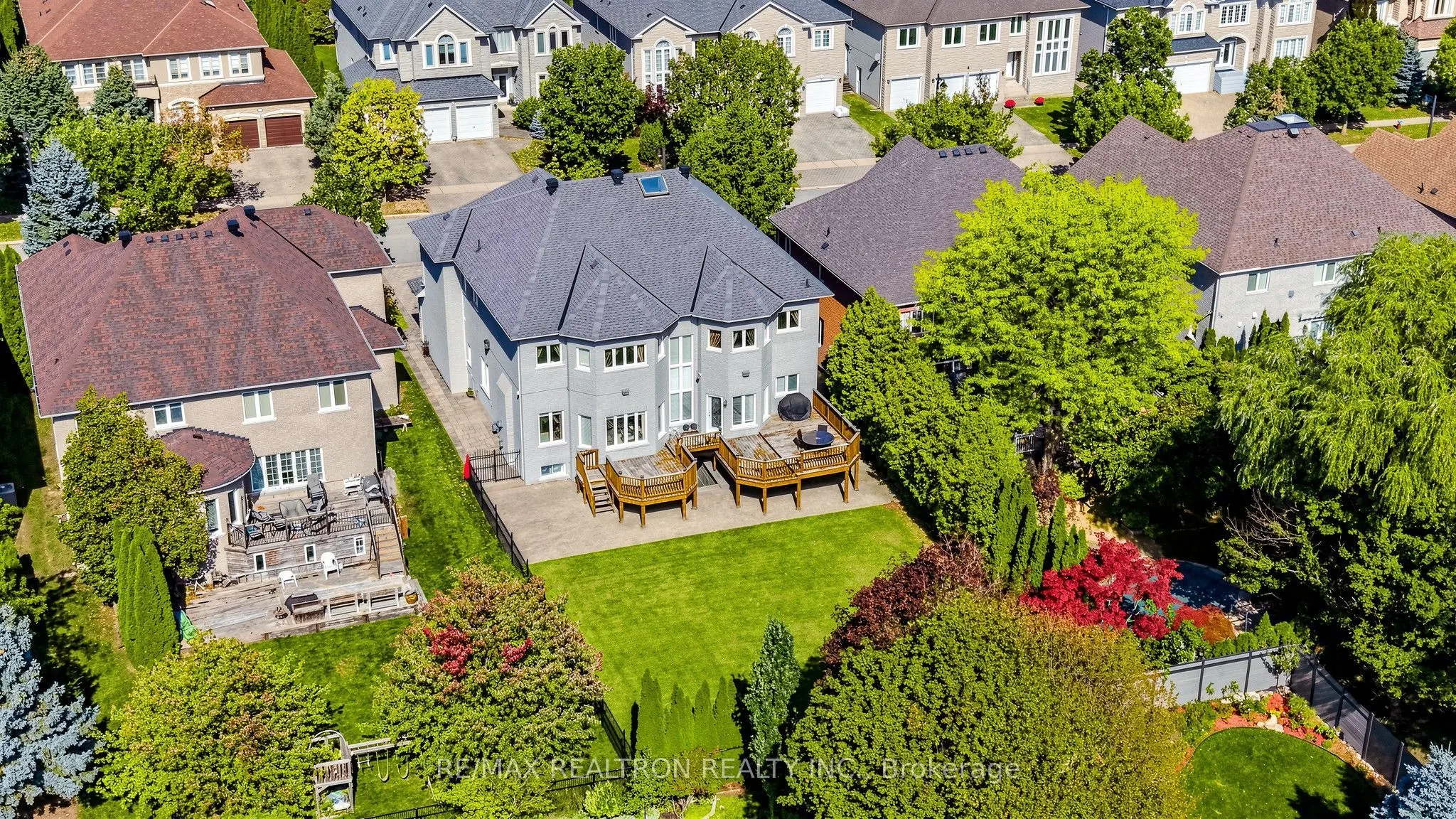 15 Ridgley Court