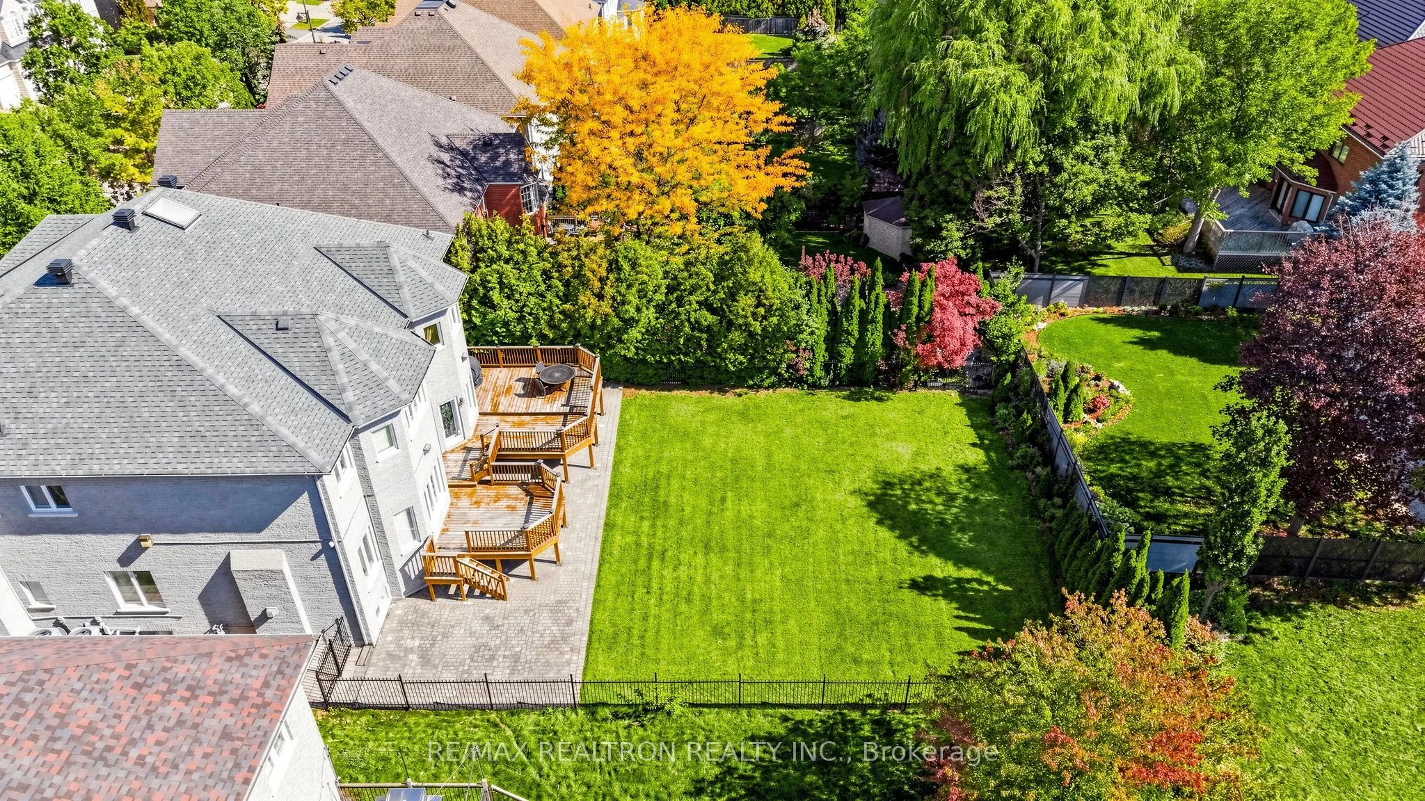 15 Ridgley Court