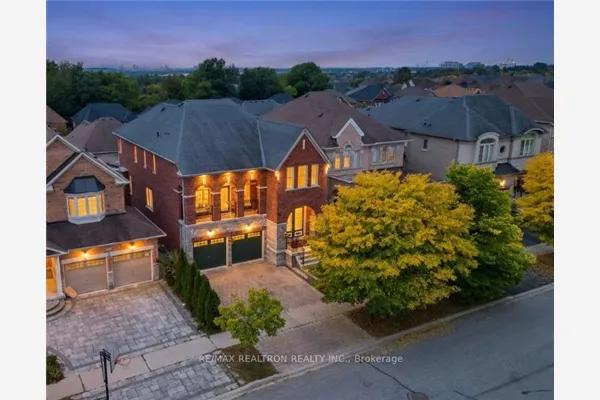 66 Bush Ridges Avenue