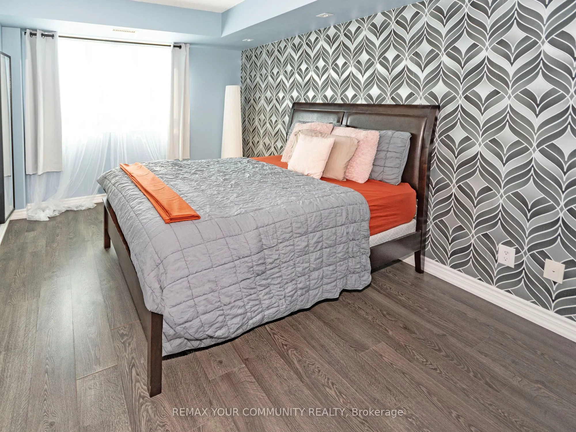 7730 Kipling Avenue #311