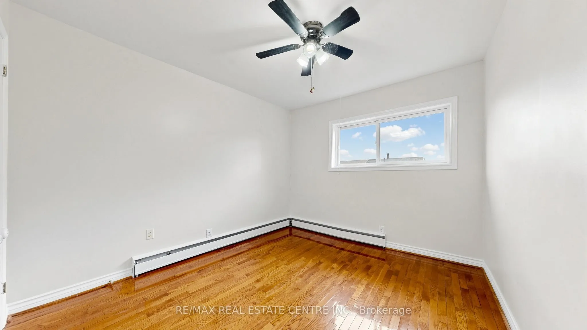 393 Canal Road W