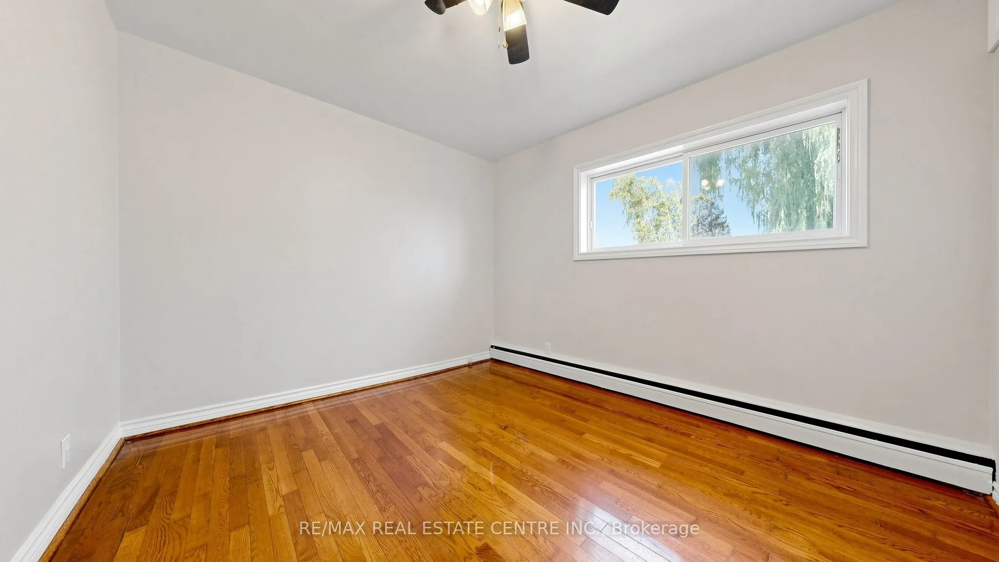 393 Canal Road W