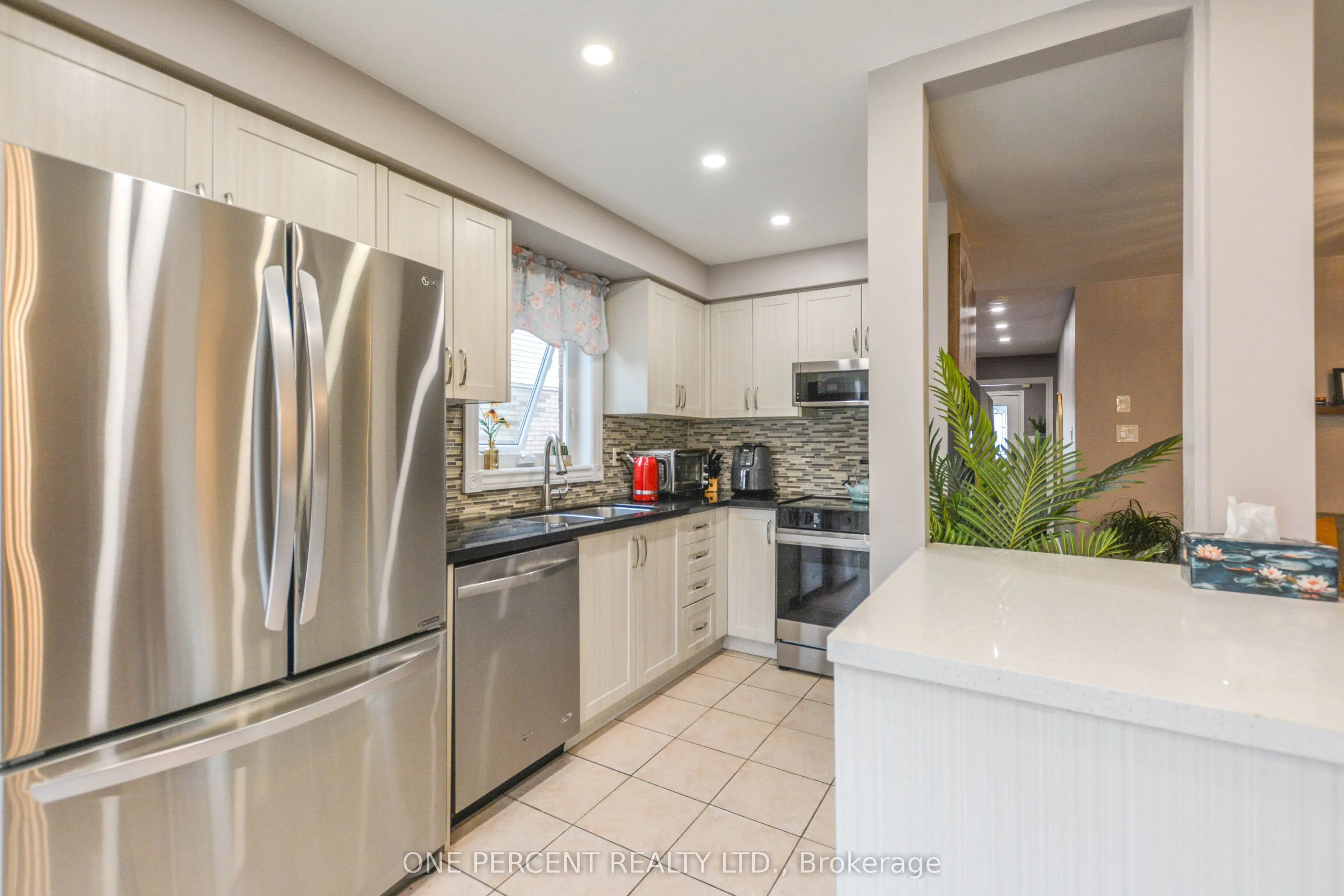 90 Breeze Drive