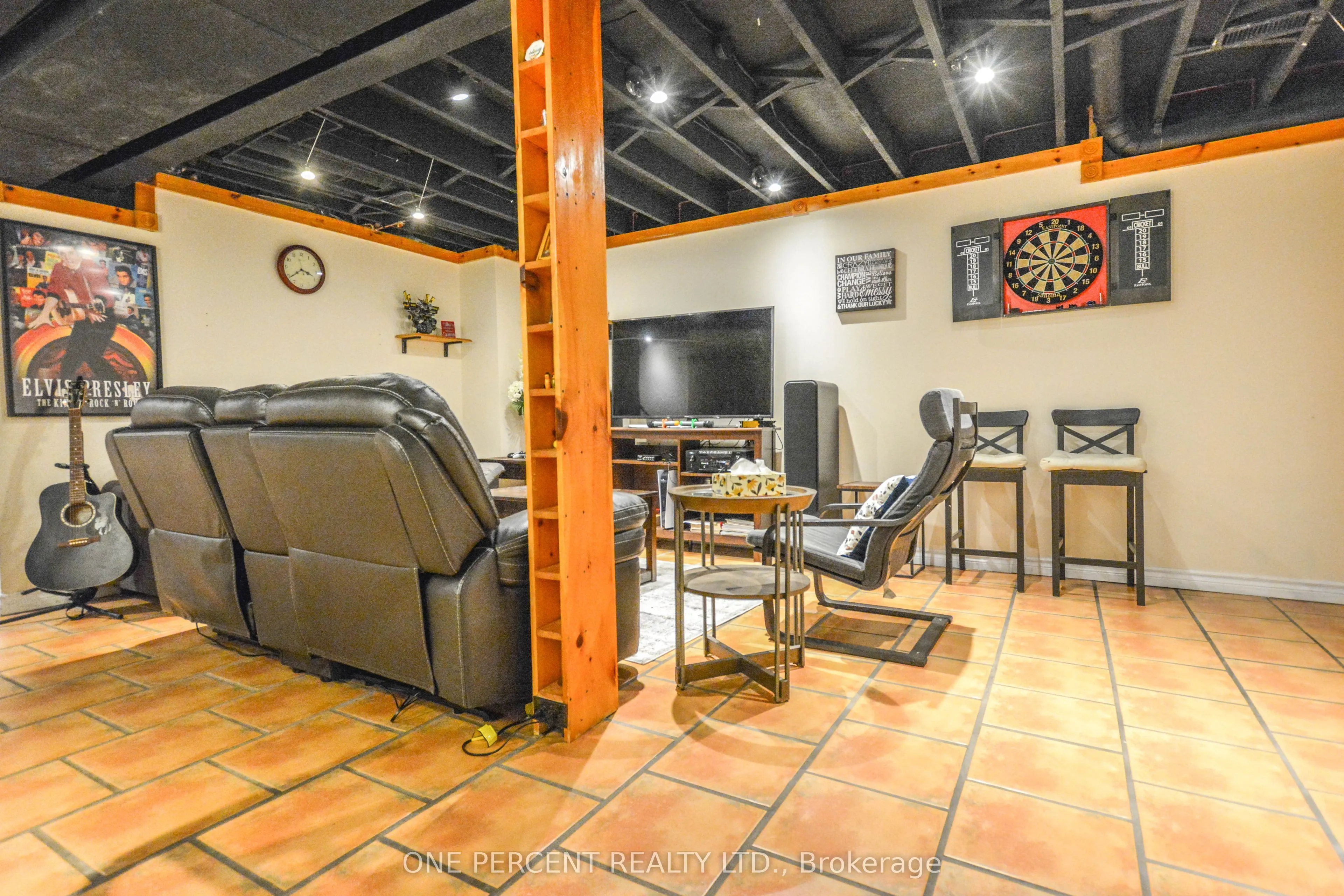 90 Breeze Drive