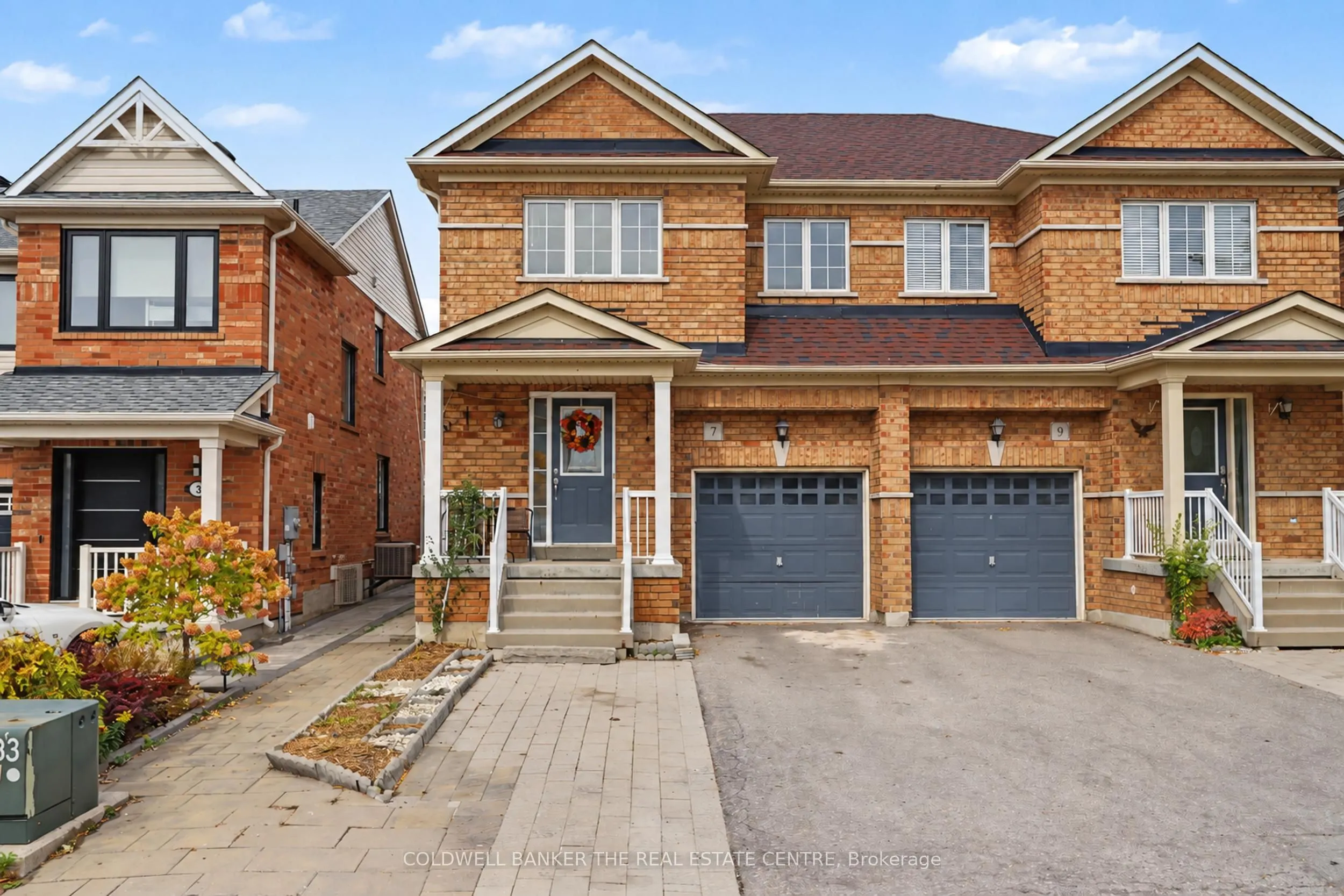 7 Isabella Garden Lane