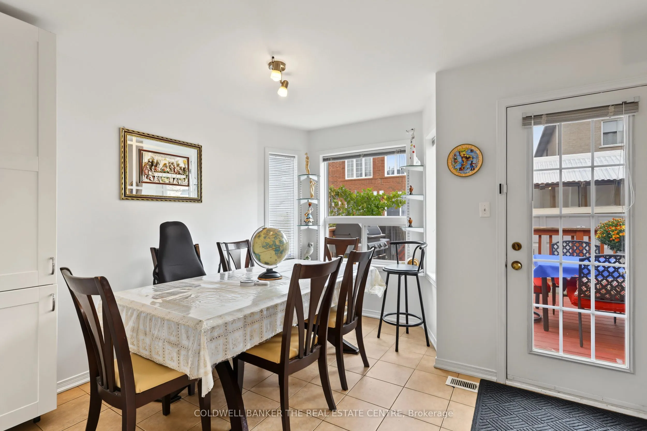7 Isabella Garden Lane