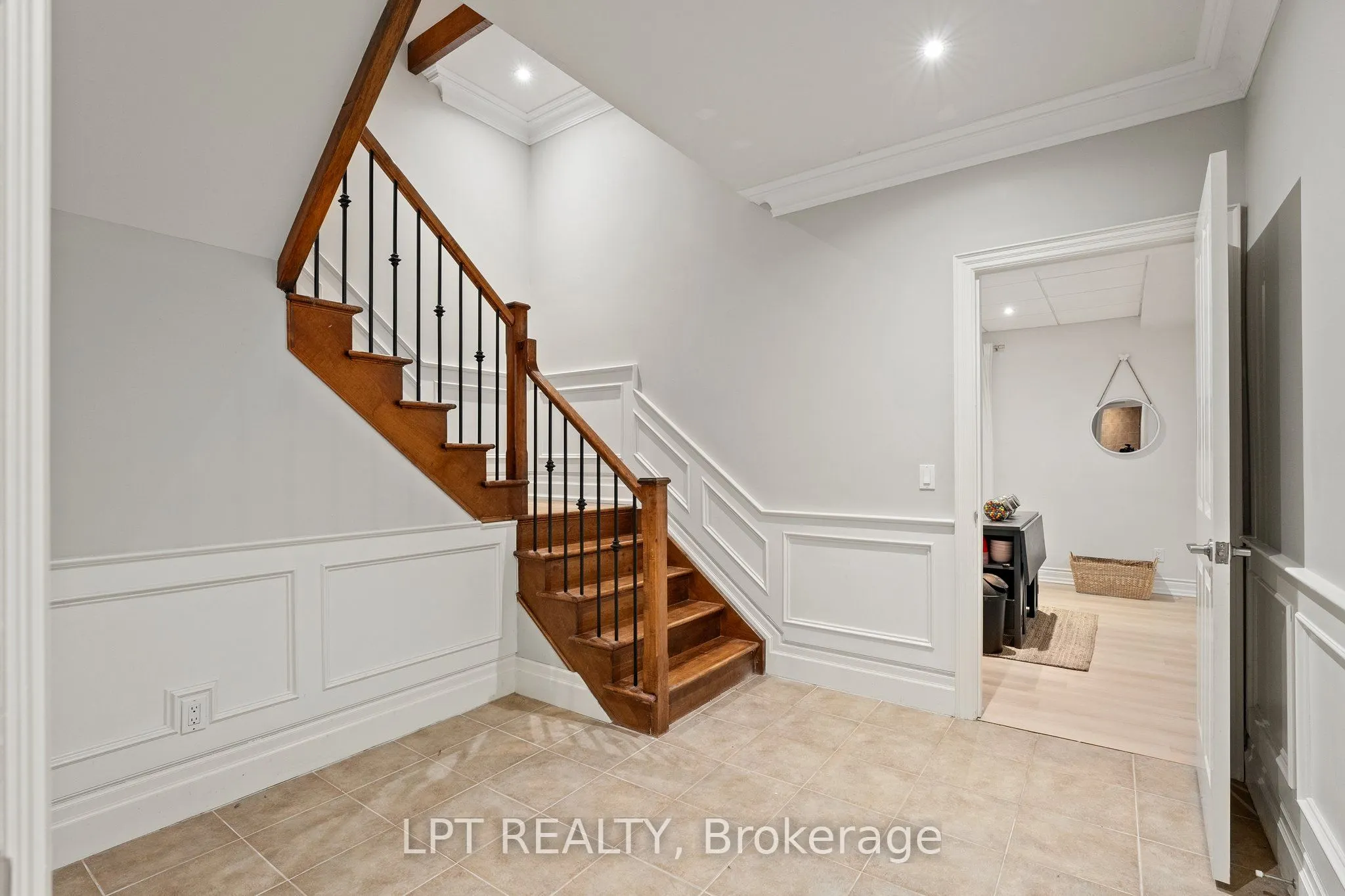 112 Tyler Street