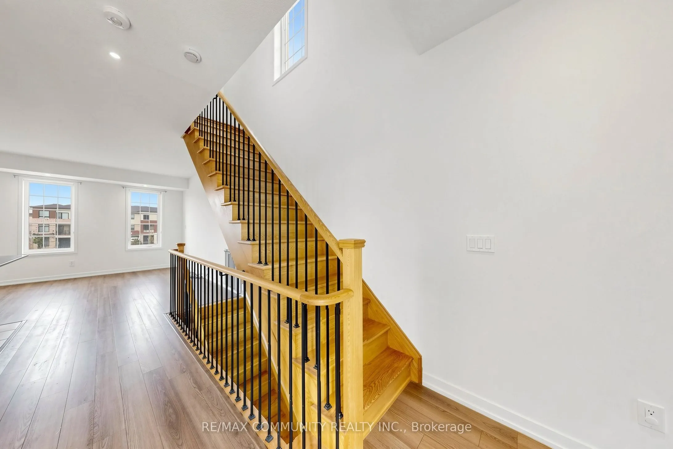 221 Harding Park Street